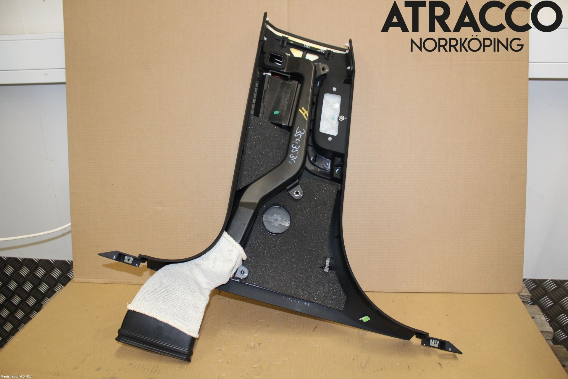 Audi A8/S8 4E  02-09 Inr Plastd A-B-C Stolpe