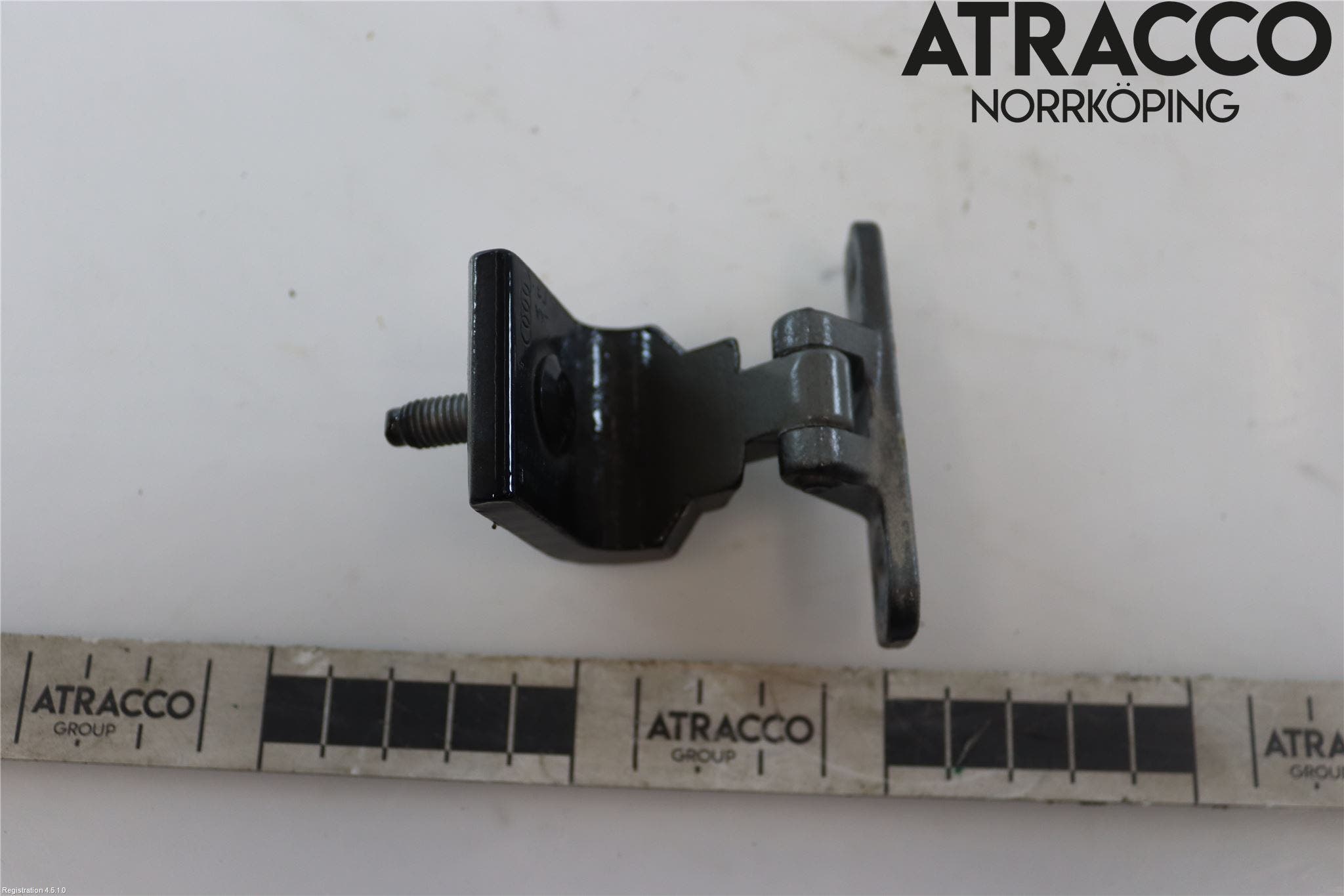 Audi Q5/SQ5 17- Bakluckegångjärn Hö