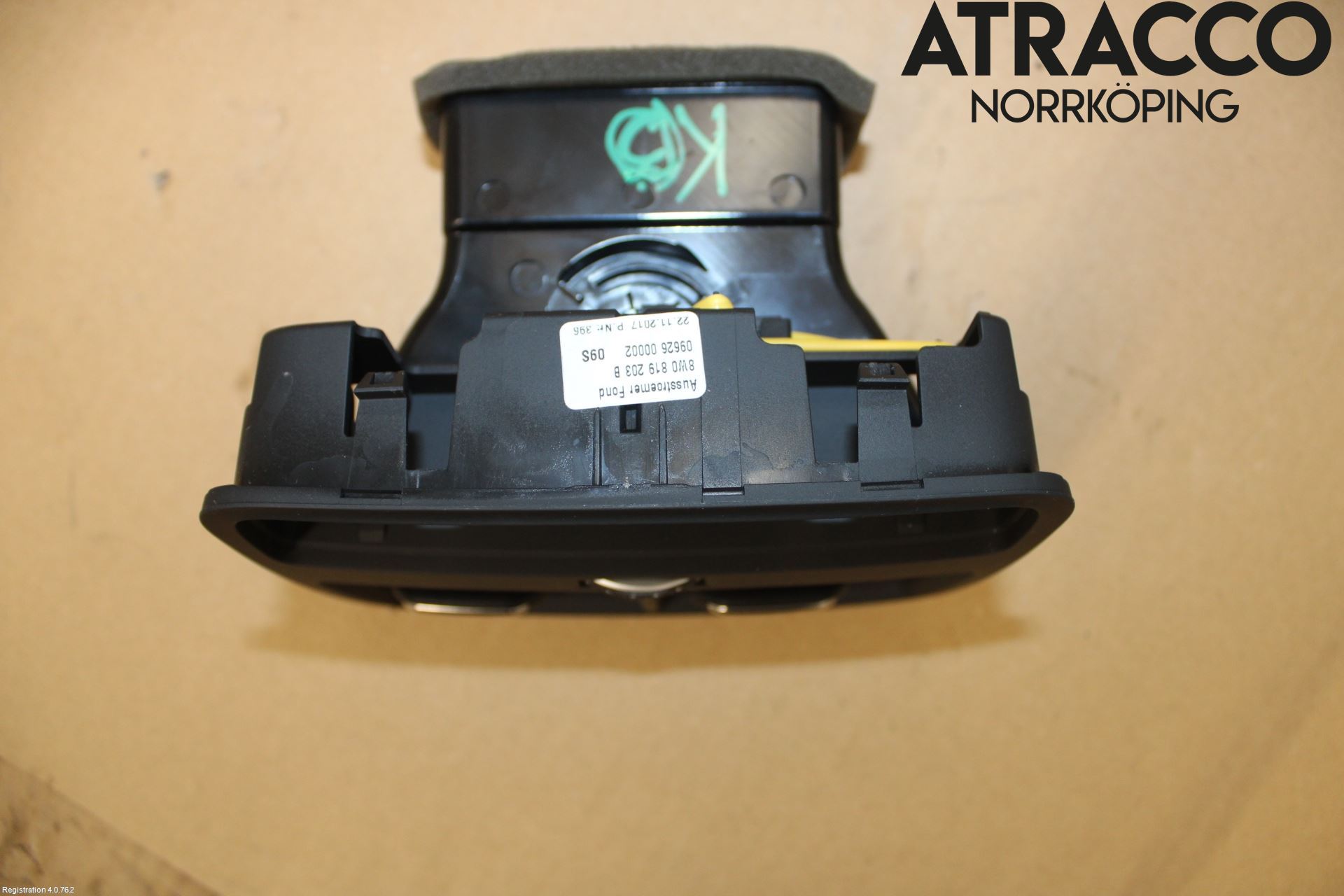 Audi A4/S4 B9 16-19 Defrosterkanal-Munstycke