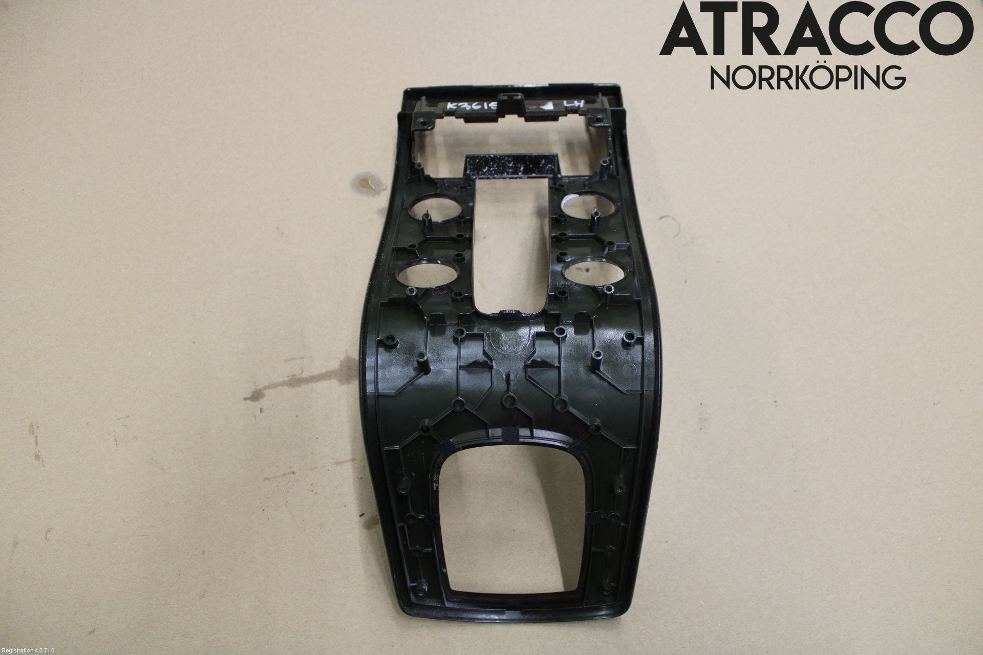 Volvo V50 04-07 Inr Tunnelfack