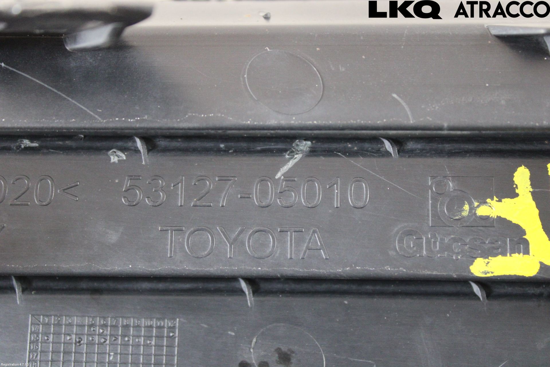 Toyota AVENSIS 16-18 Grilldel Höger