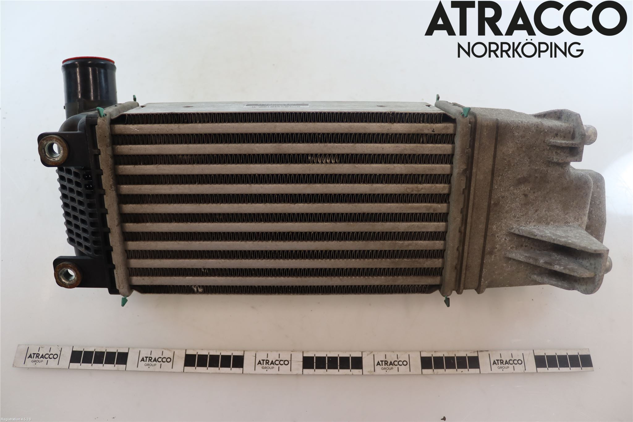 Toyota AURIS 10-12 Laddluft-Intercooler Kyl