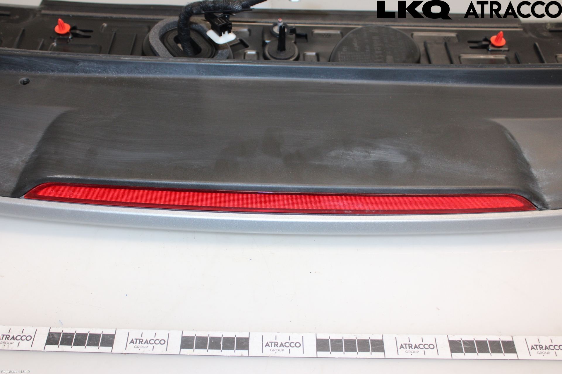 Volkswagen VW PASSAT 24- Spoiler Baklucka