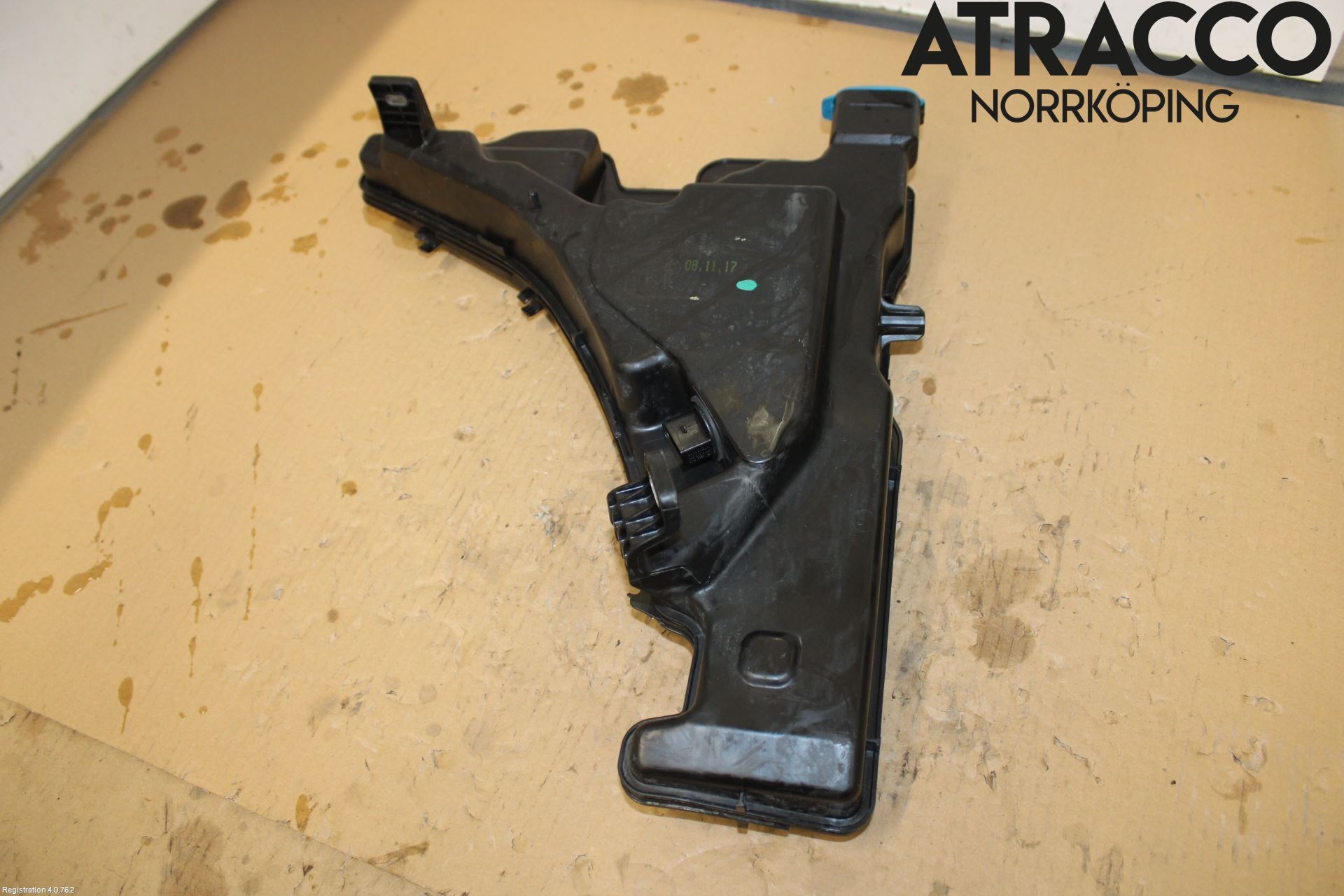 Audi A4/S4 B9 16-19 Spolartank Vindruta