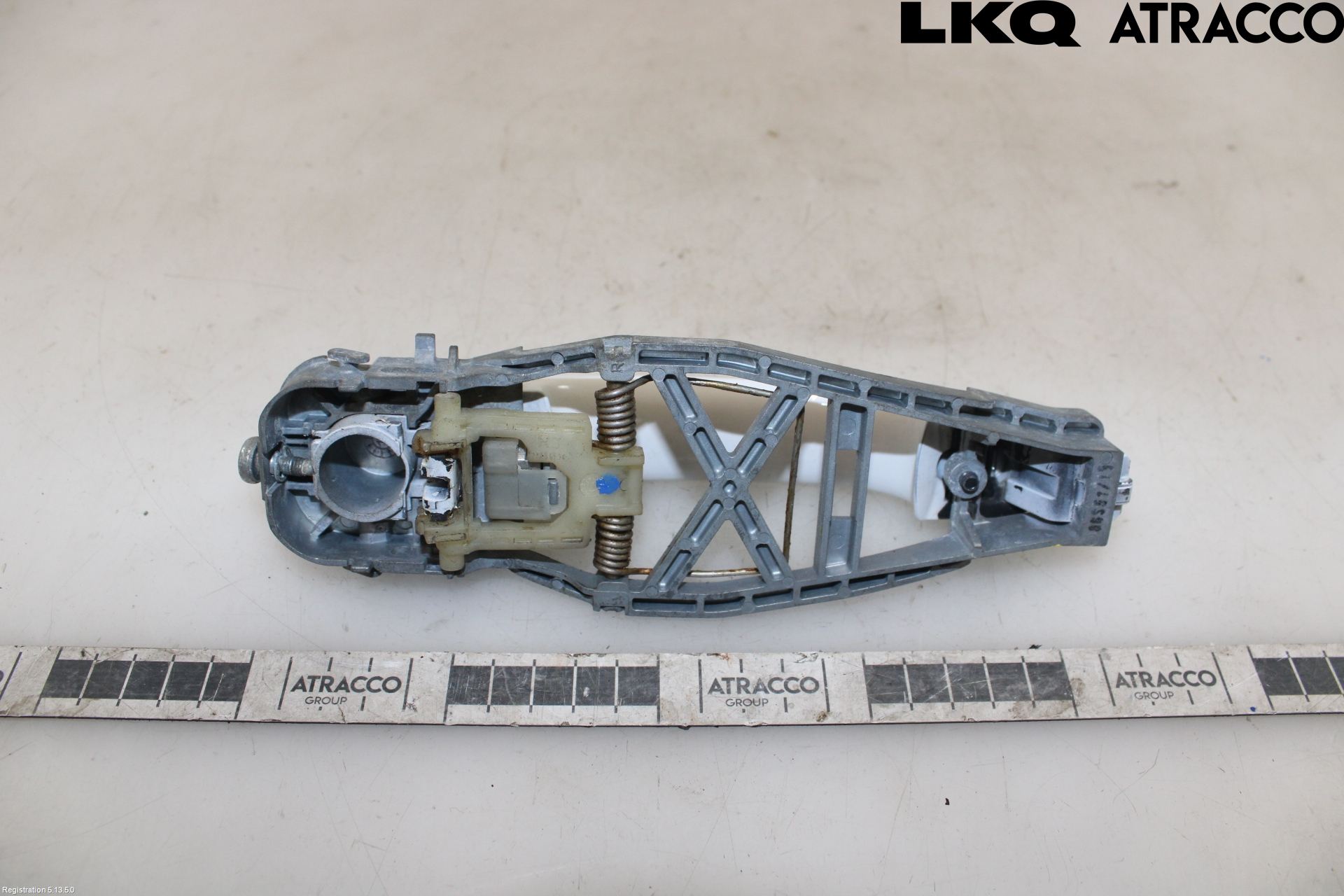 Volkswagen VW TOURAN 10-15 Dörrhandtag Yttre Hö