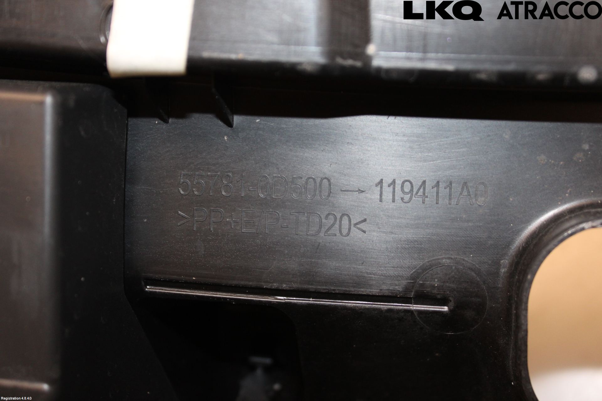 Toyota YARIS CROSS XP21 21- Torpedplåt-Torpedplast