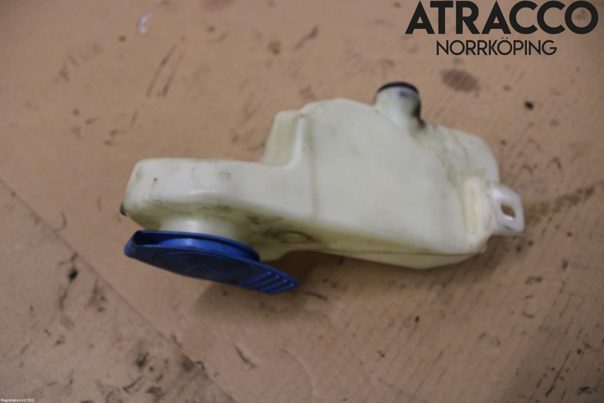 Audi A4/S4 01-05 Spolartank Vindruta-Strål