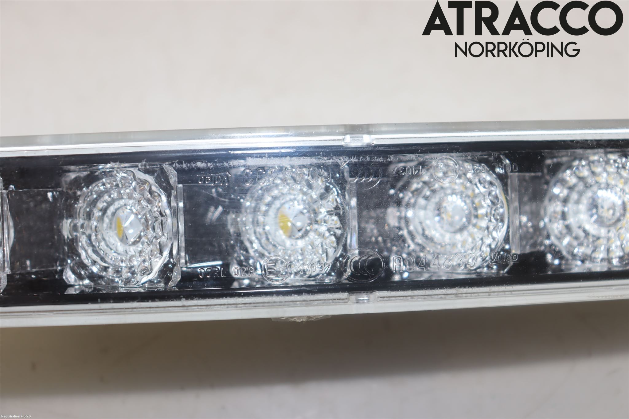 Peugeot PARTNER 16-18 Positionsljus Fram Hö