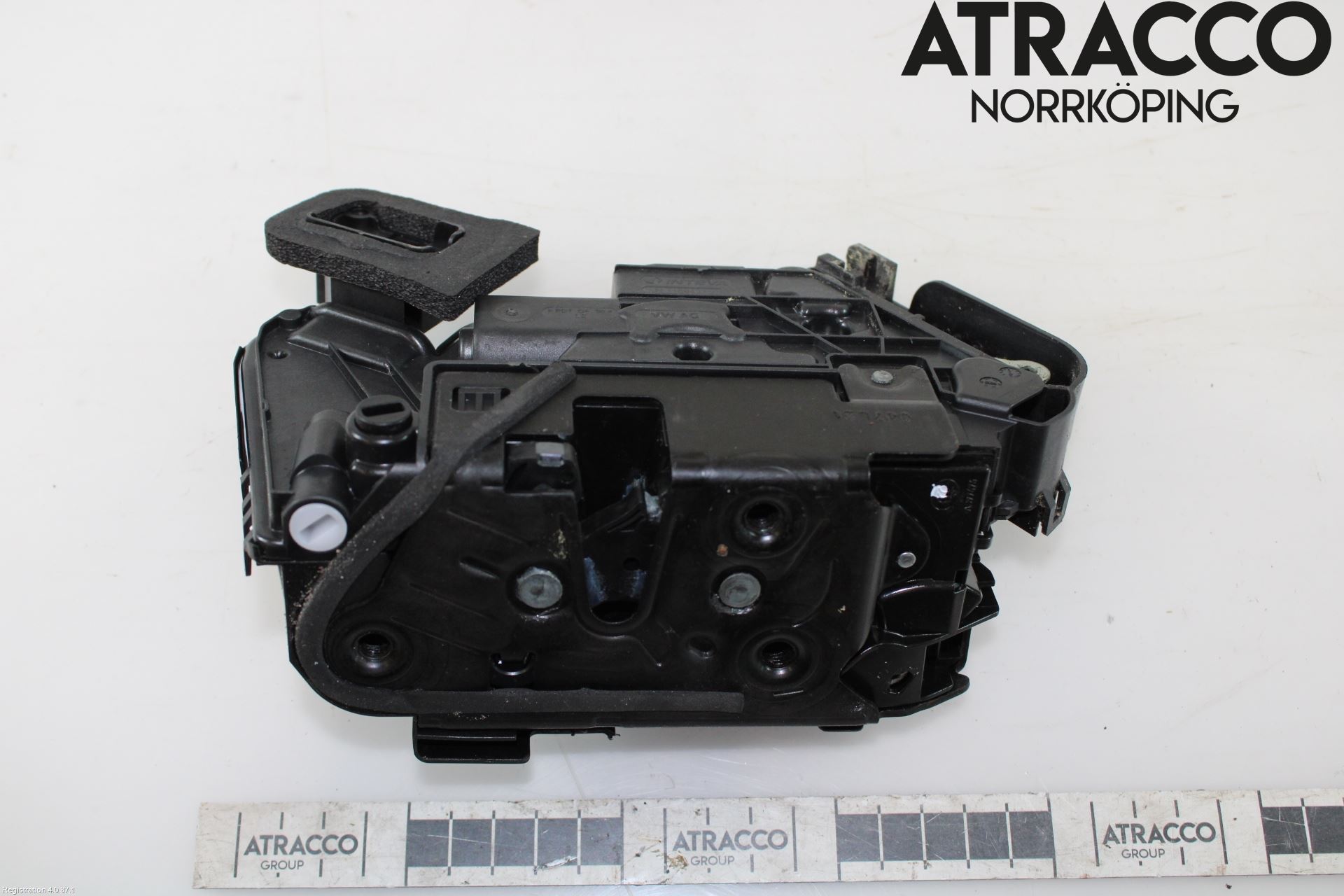 Volkswagen VW PASSAT 20-24 Låskista-Dörrlås