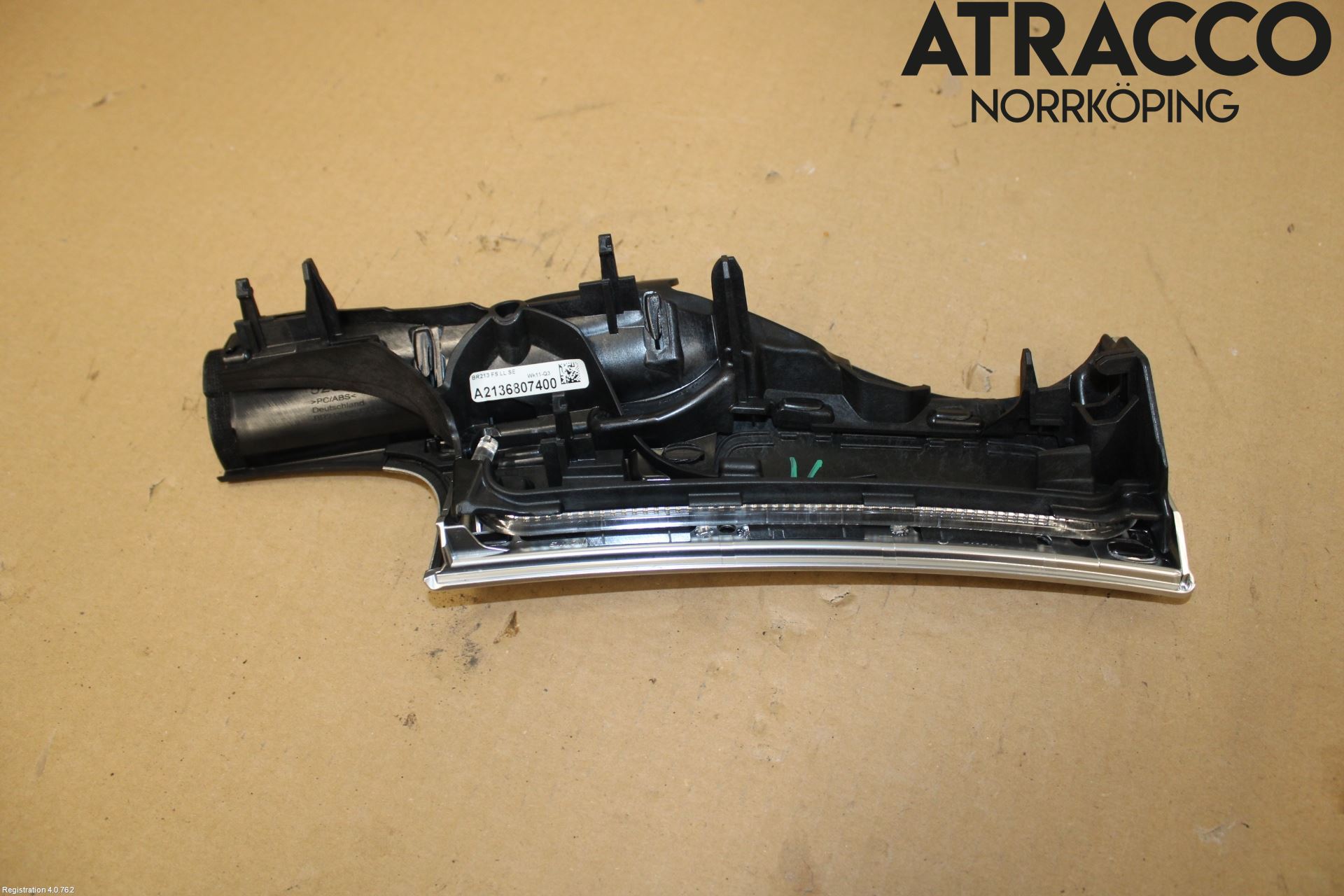 Mercedes-Benz MB E-KLASS (W213) 16-23 Instrumentbräda Inlägg-Dekorlist