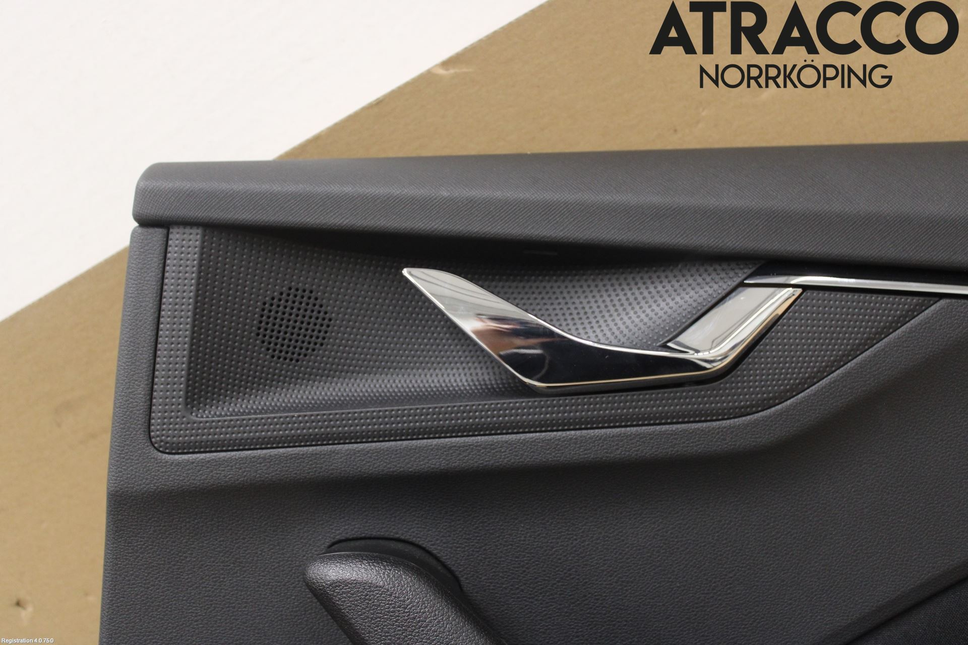 Skoda SCALA 19- Dörrklädsel Hö