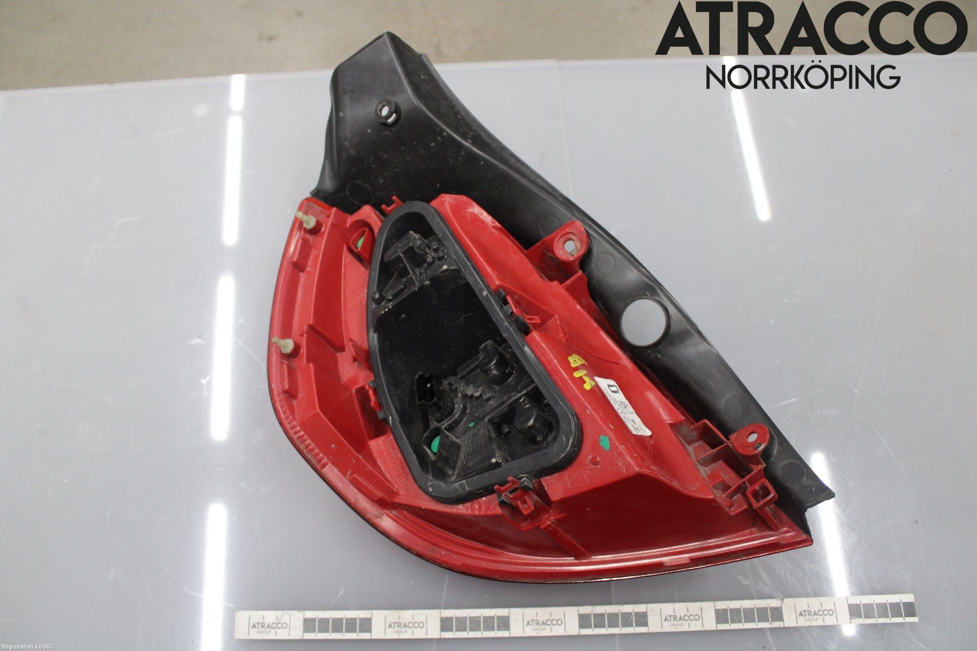 Renault CLIO III  09-12 Bakljus Höger