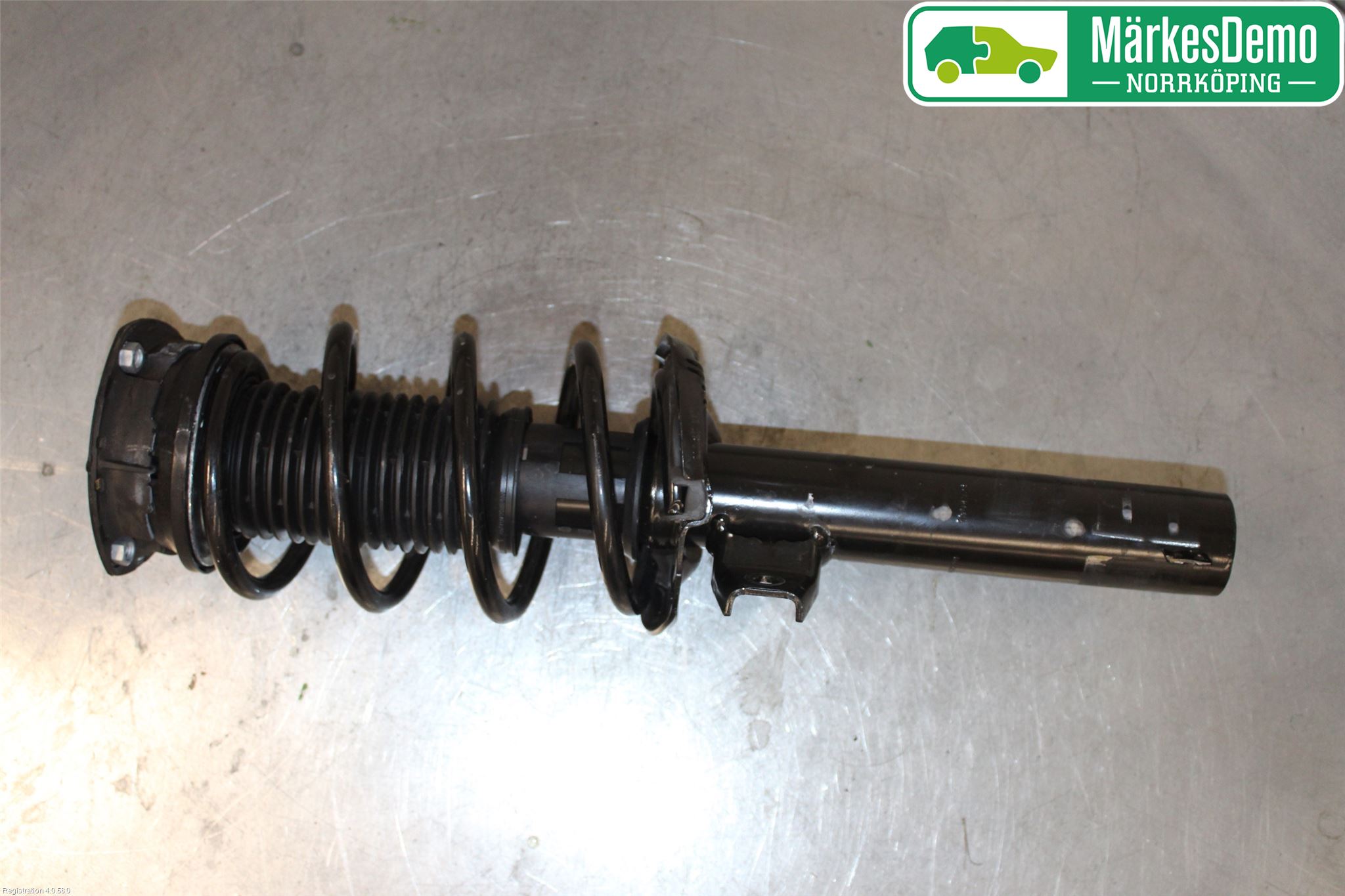 Volkswagen VW TIGUAN 16-24 Fjäderben Fram Höger