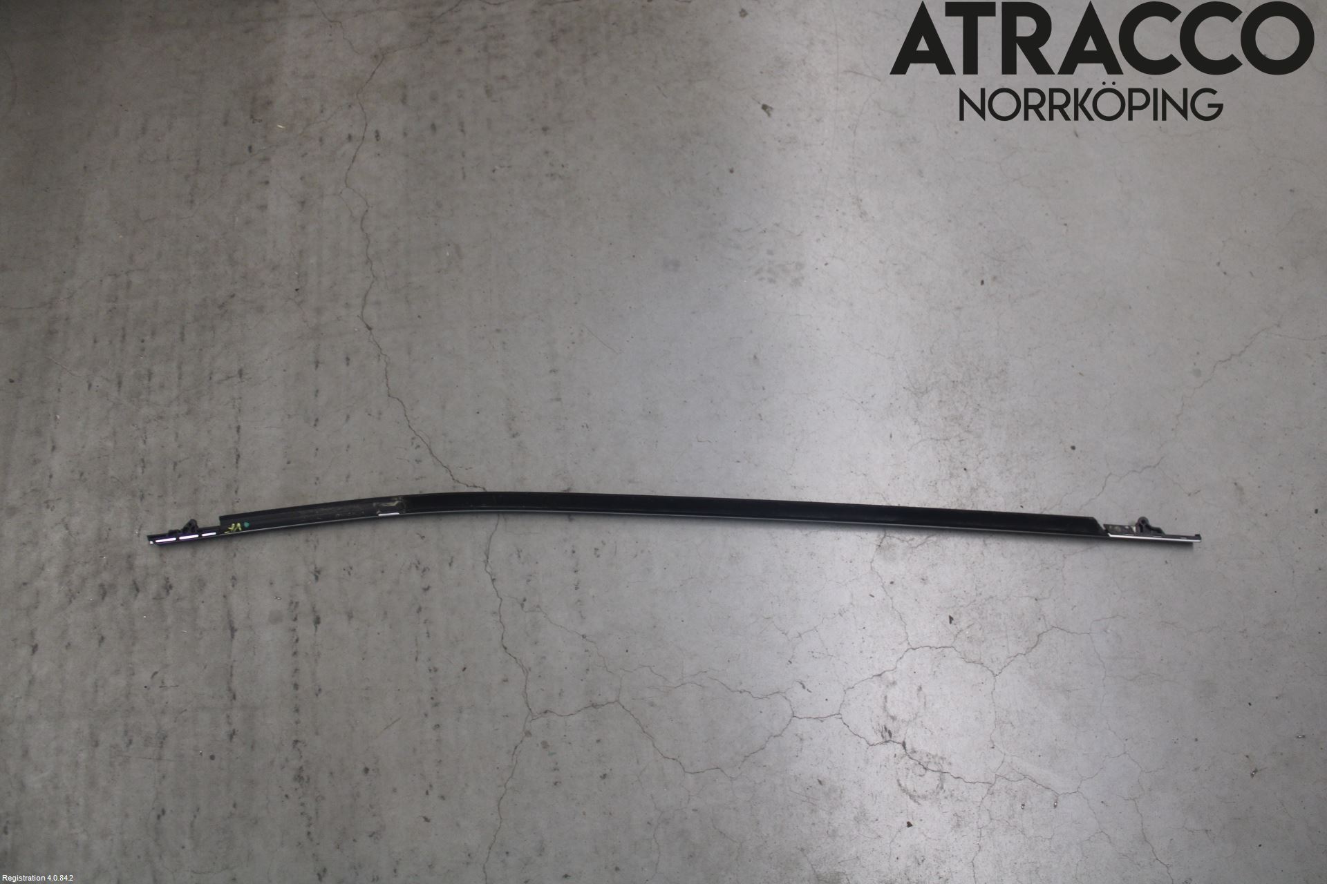 Jaguar I-PACE 18- Dörr Dekorlist Fram Vä