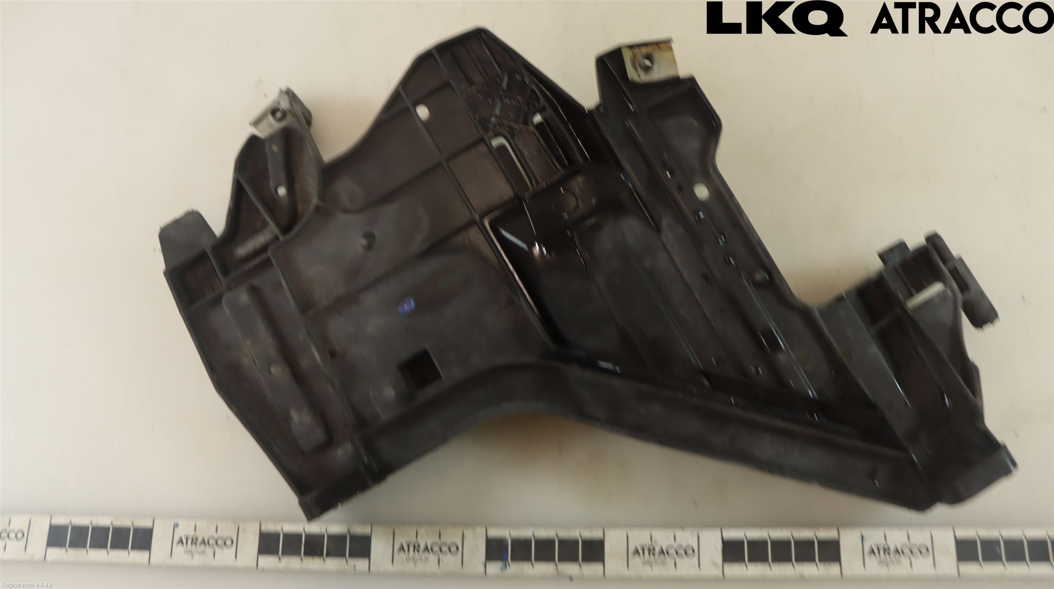 Audi A4/S4 08-11 Strålkast Fästsarg