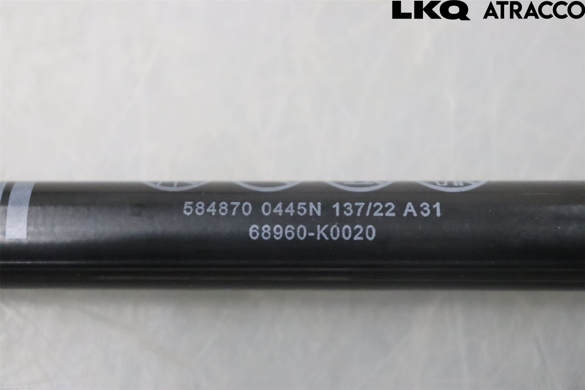 Toyota YARIS XP21 20- Gasfjäder Baklucka