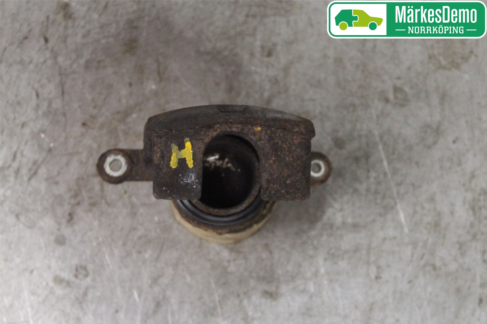 Mazda 2 (DE) 08-15 Bromsok Fram Höger