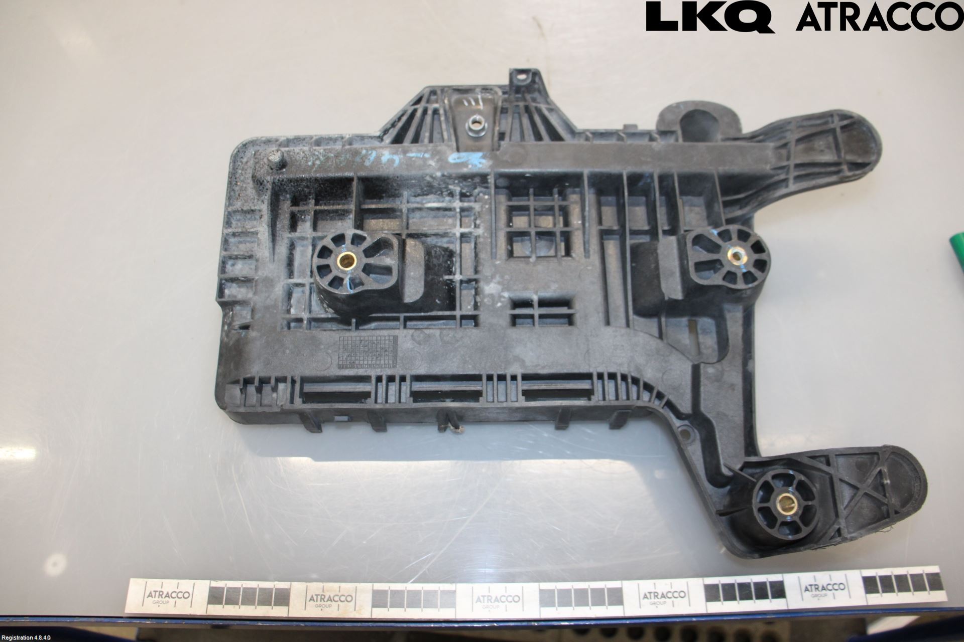 Volkswagen VW GOLF V 04-09 Batterilåda-Fäste-Hållare