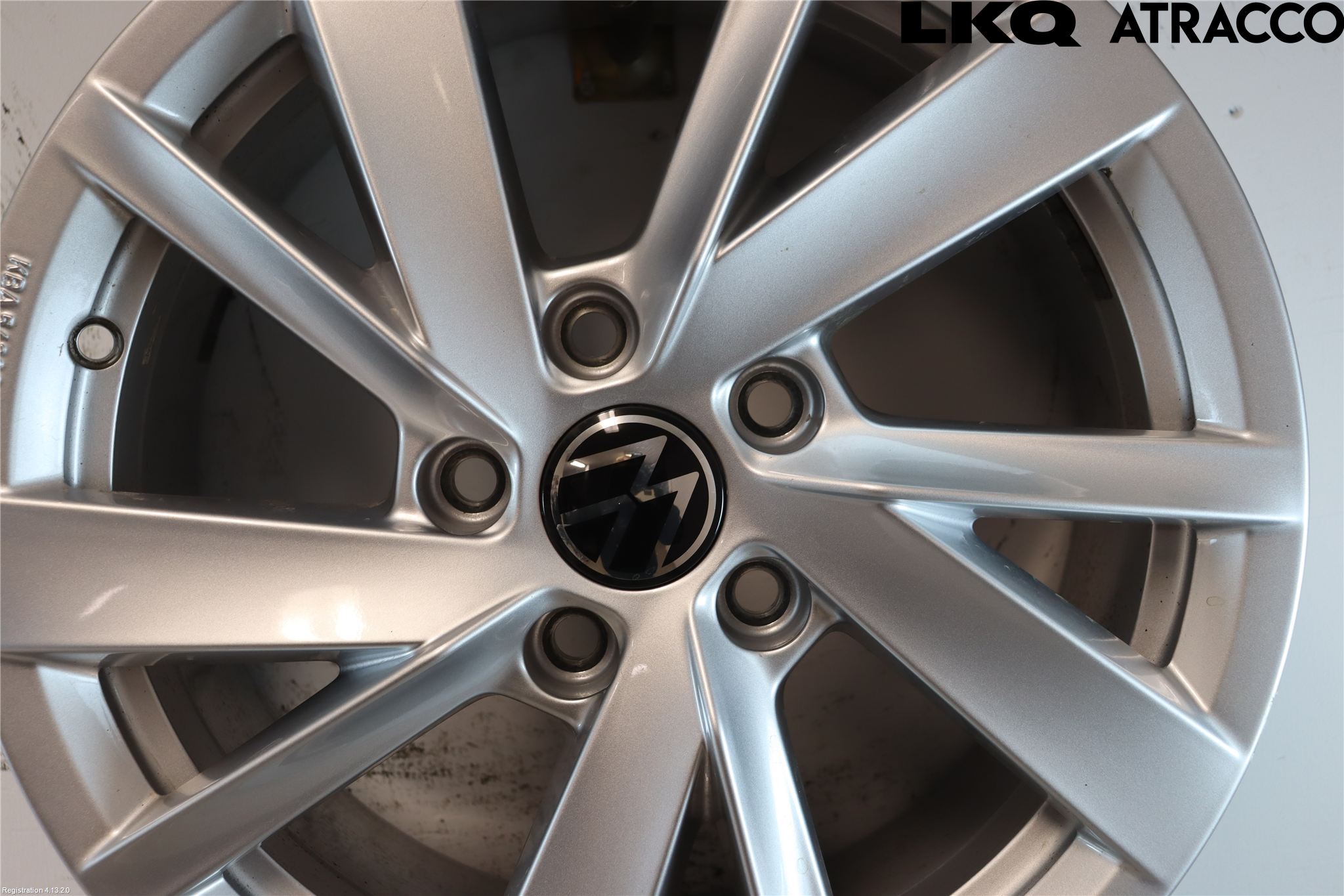 Volkswagen VW PASSAT 24- Fälg Aluminium