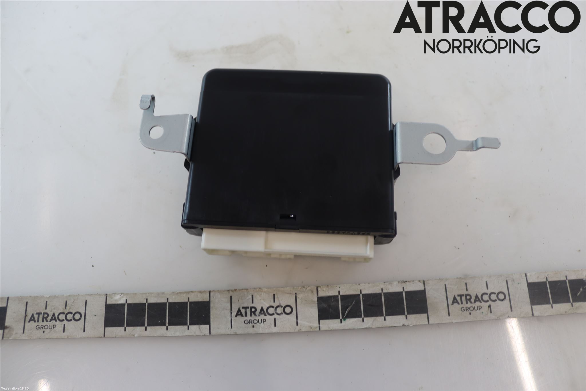 Toyota RAV4 19- Styrenhet Baklucka