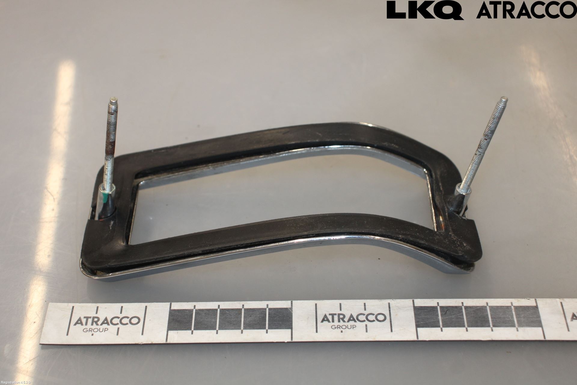 Ford MUSTANG    64-73 Bakljussarg