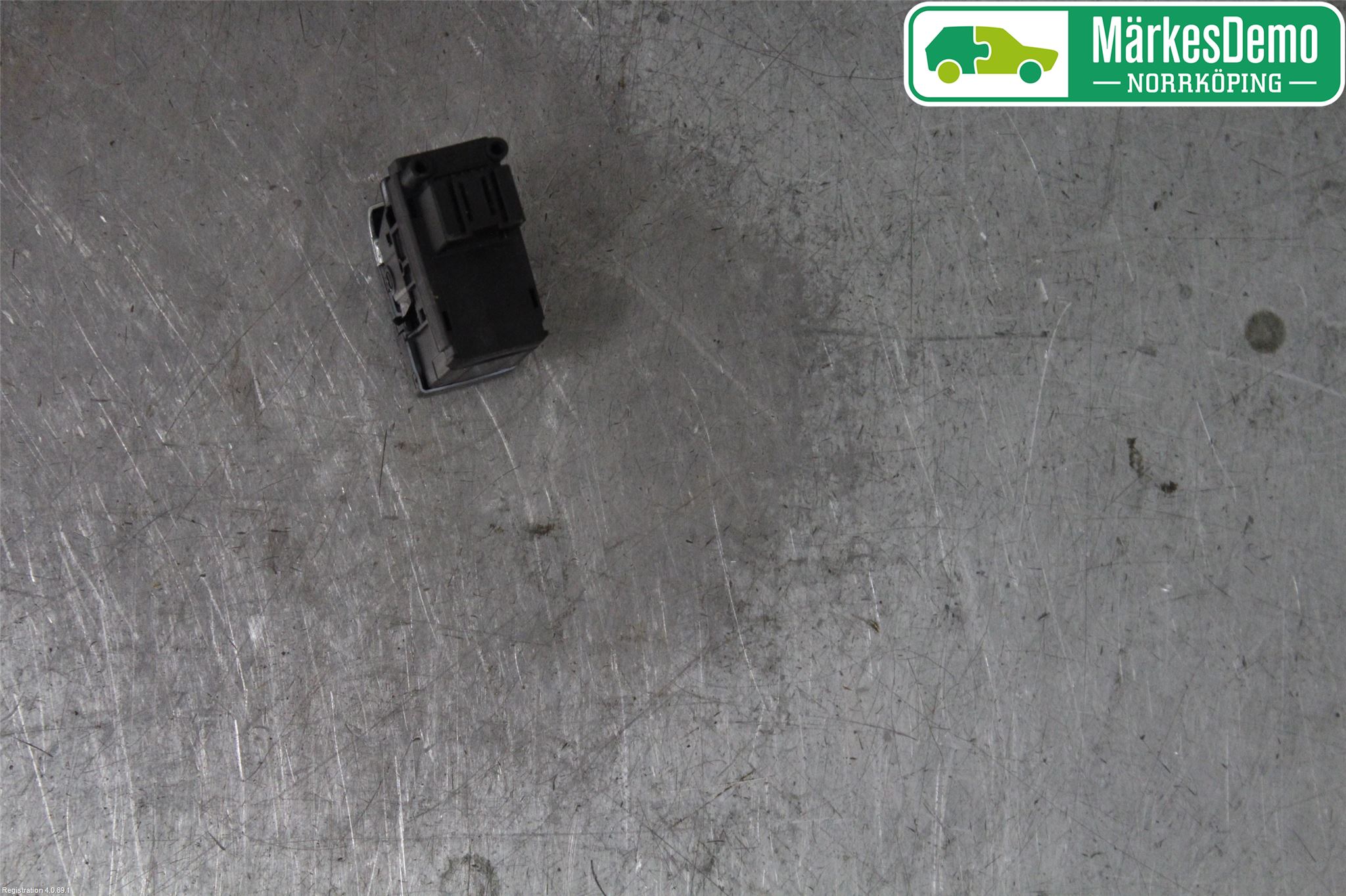 Audi A4 12-15 Strömställare Parkeringsbroms