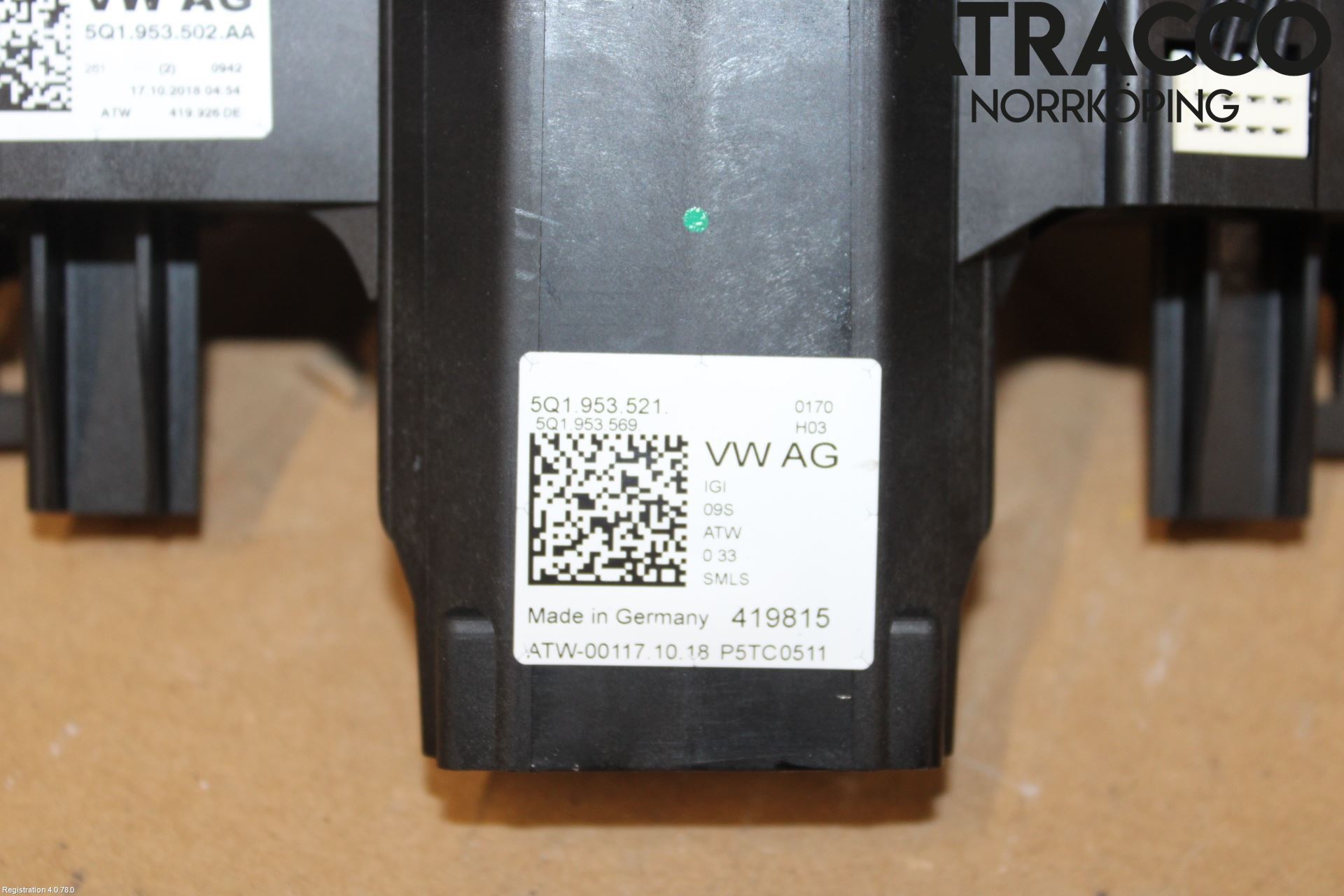 Volkswagen VW GOLF / E-GOLF VII 13-20 Spakcentral