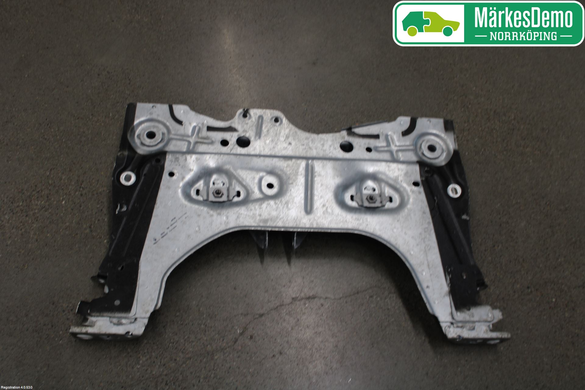 Renault CLIO IV 12-16 Framvagnsbalk