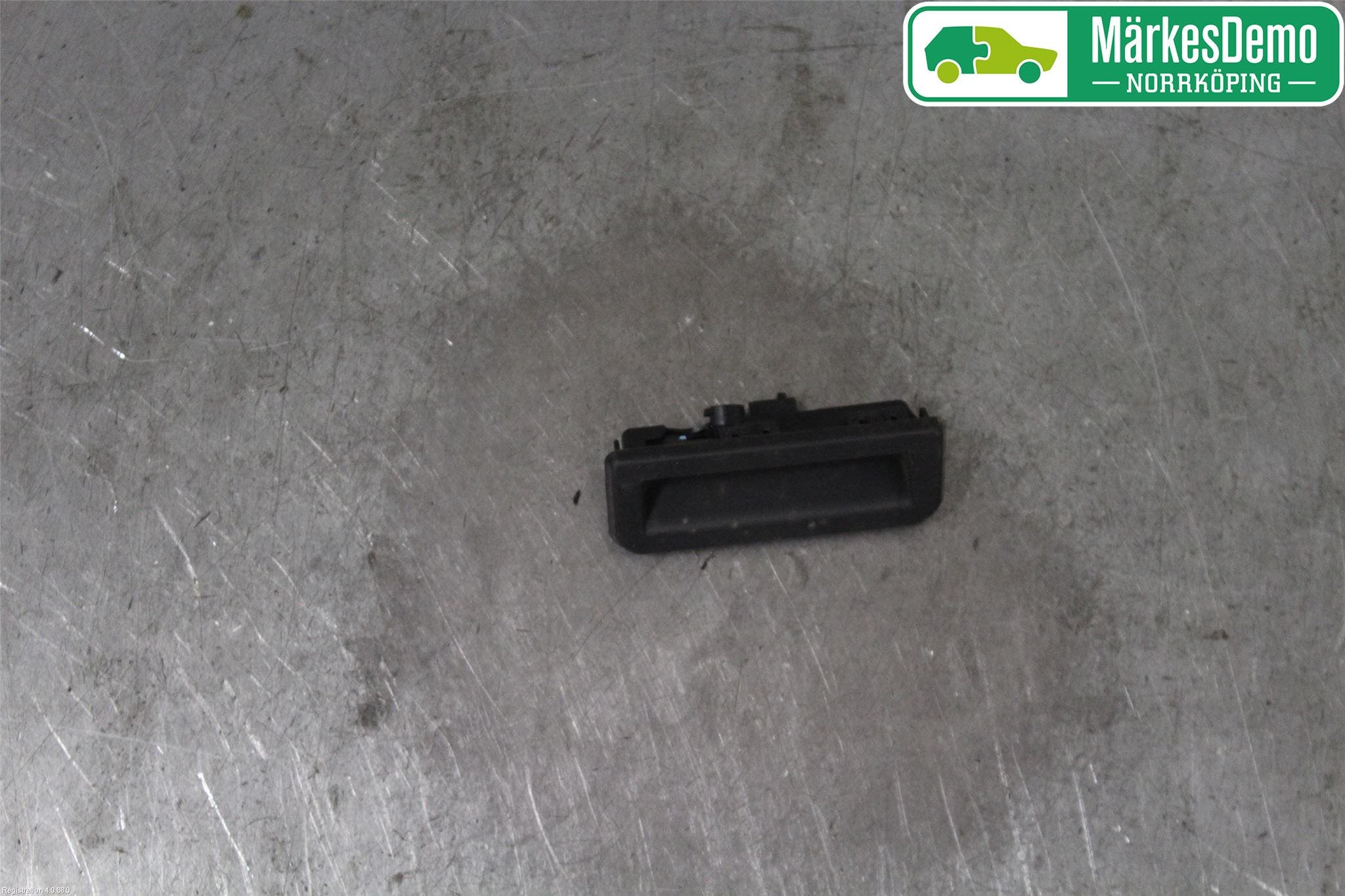 Skoda SCALA 19- Bakluckehandtag