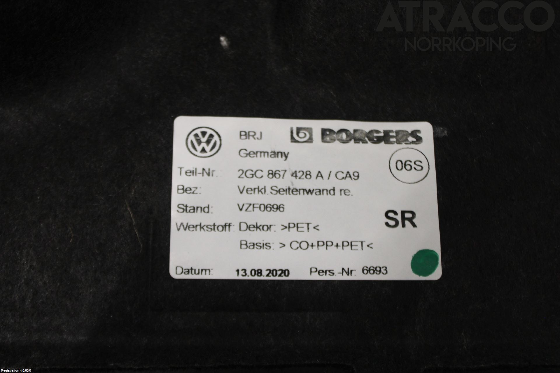 Volkswagen VW T-ROC 18- Inredning Bakstam