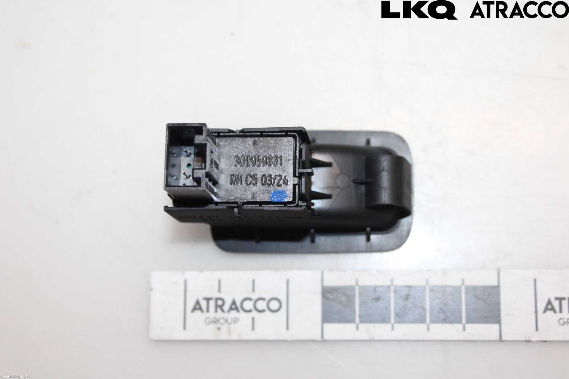 Volkswagen VW PASSAT 24- Strömställare Baklucka