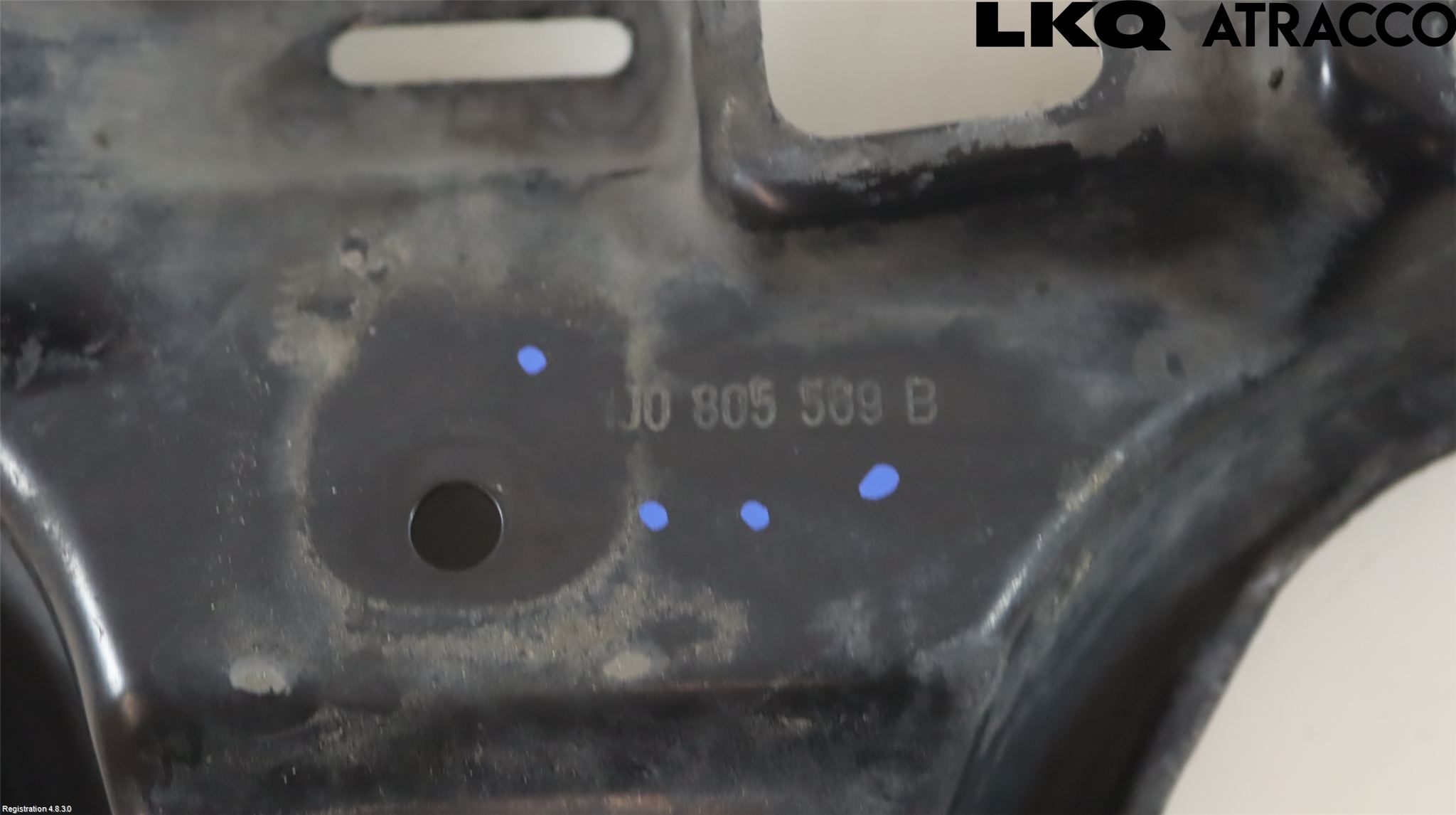 Volkswagen VW GOLF IV 98-06 Front Huvlåsplåt-Balk