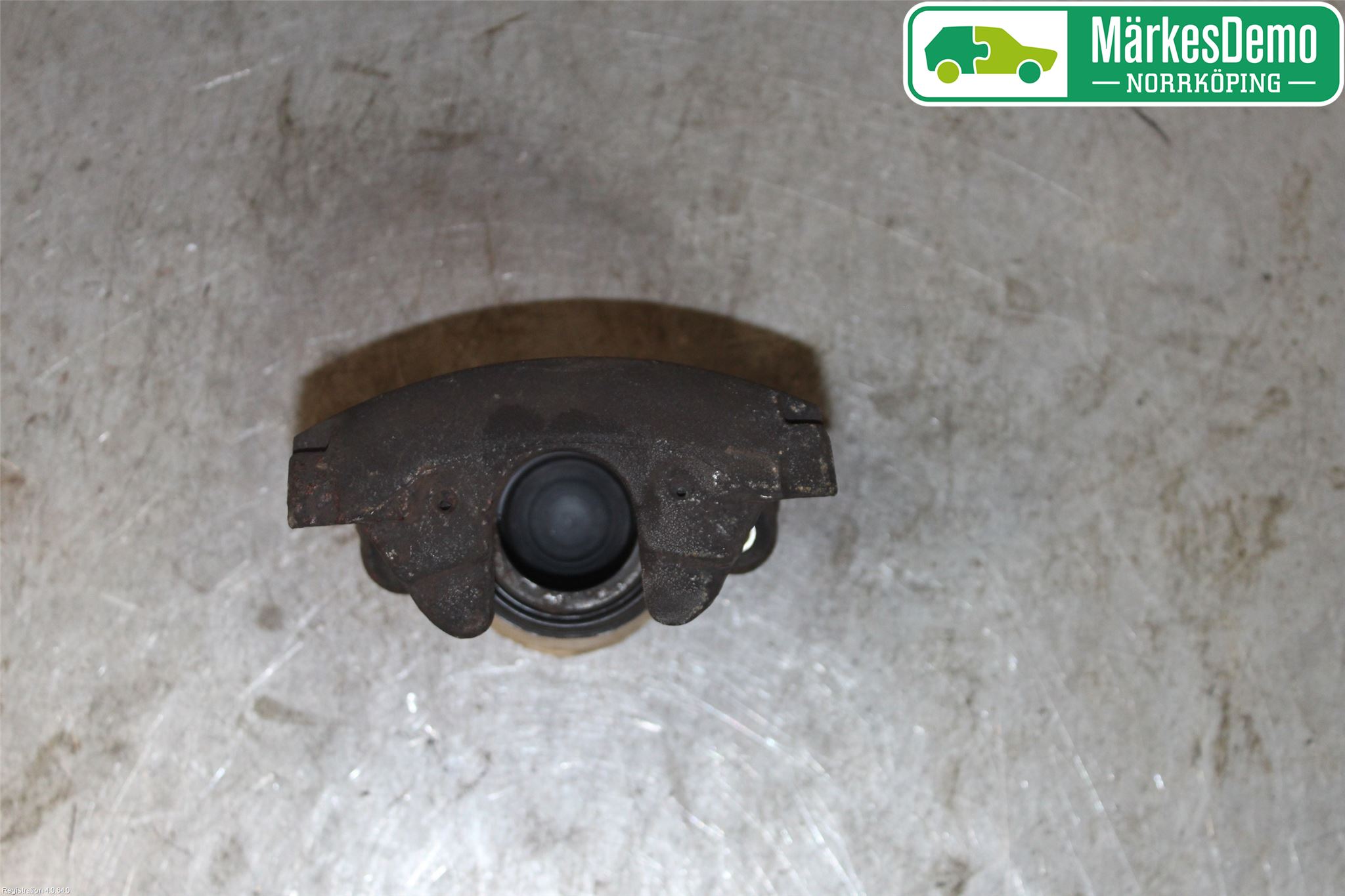 Ford FOCUS 08-11 Bromsok Fram Vänster