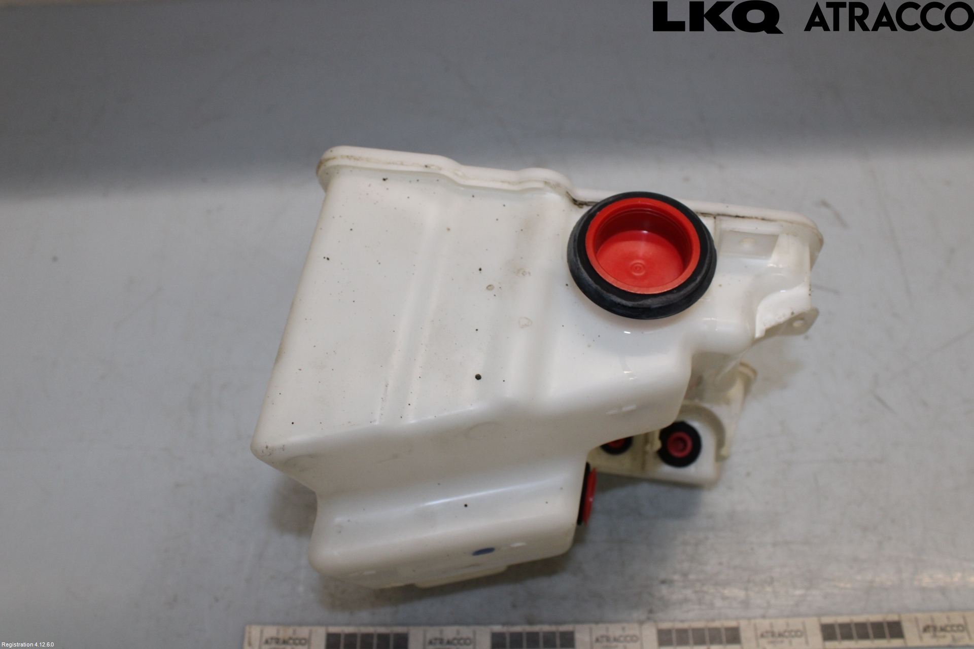Volkswagen VW PASSAT 05-11 Spolartank Vindruta-Strål