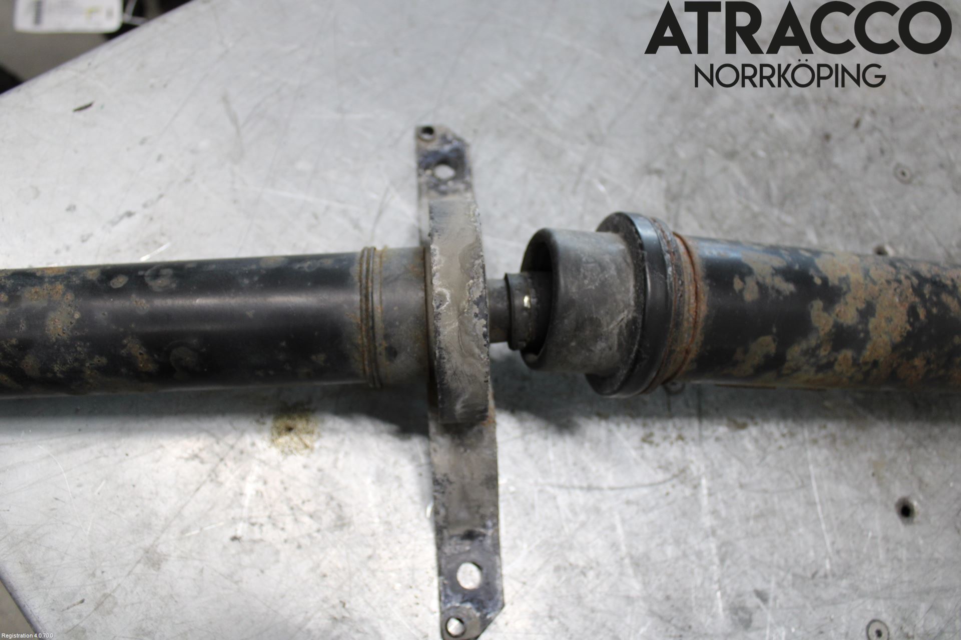 Audi A6/S6     05-11 Mellanaxel Komp