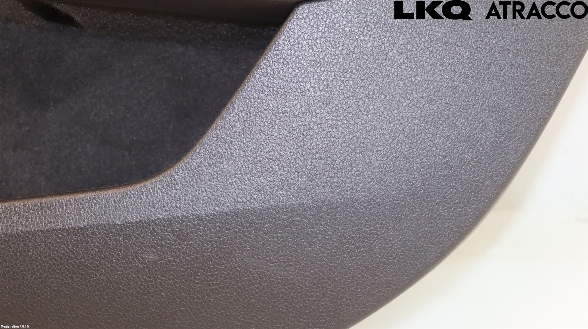 Skoda SUPERB 16-24 Dörrklädsel Hö