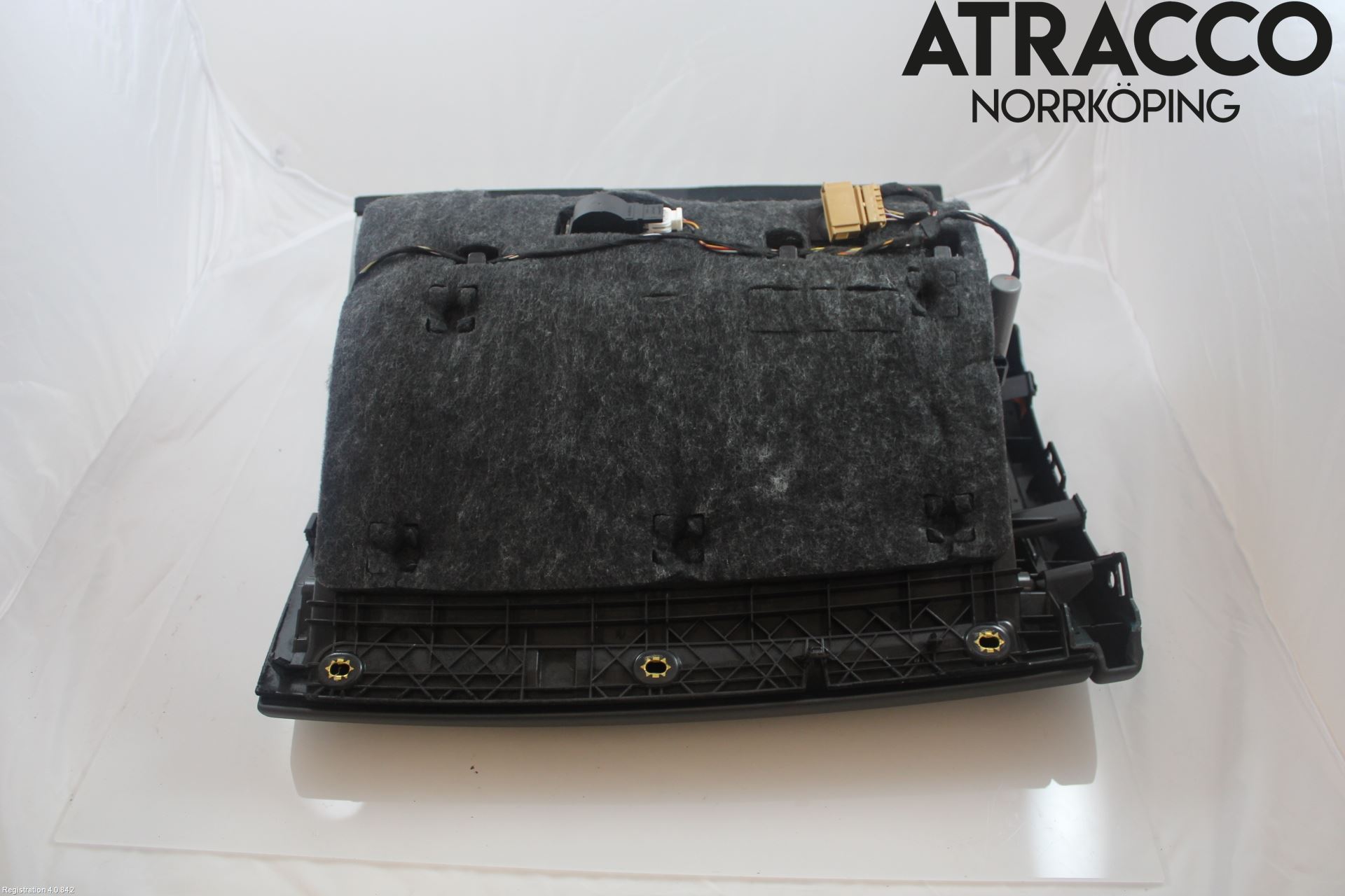 Audi A6 ALLROAD 12-18 Handskfack