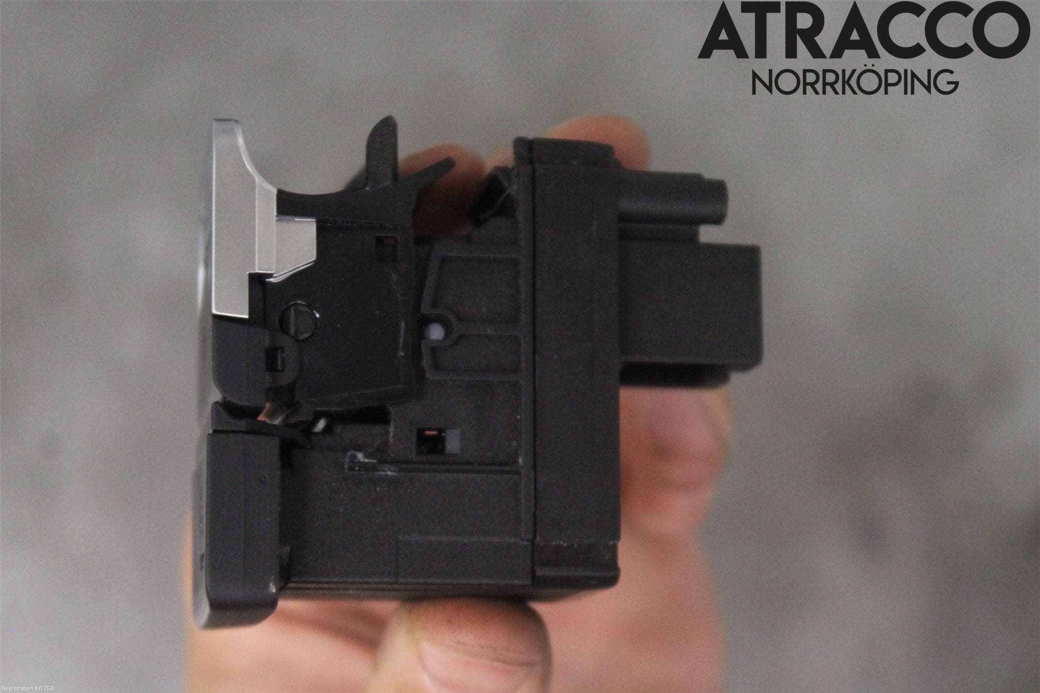 Volkswagen VW GOLF / E-GOLF VII 13-20 Strömställare Parkeringsbroms