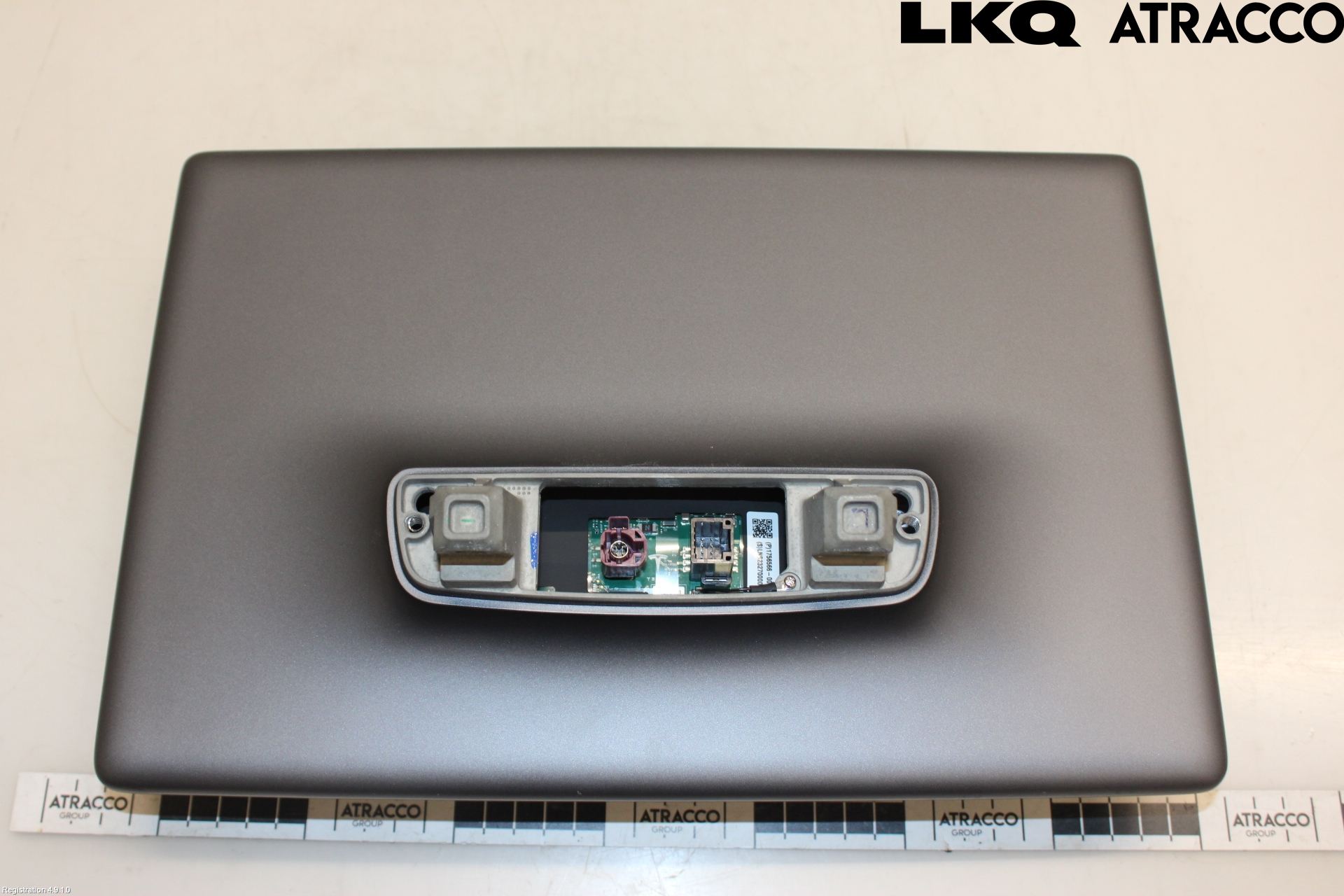 Tesla MODEL 3 17- Multifunktionsdisplay