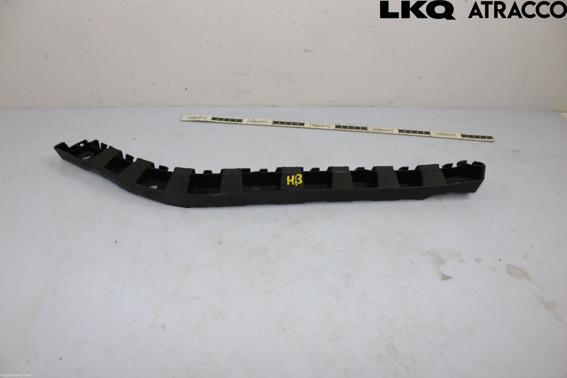 Skoda SUPERB 09-15 Stötfångarfäste Bak Hö