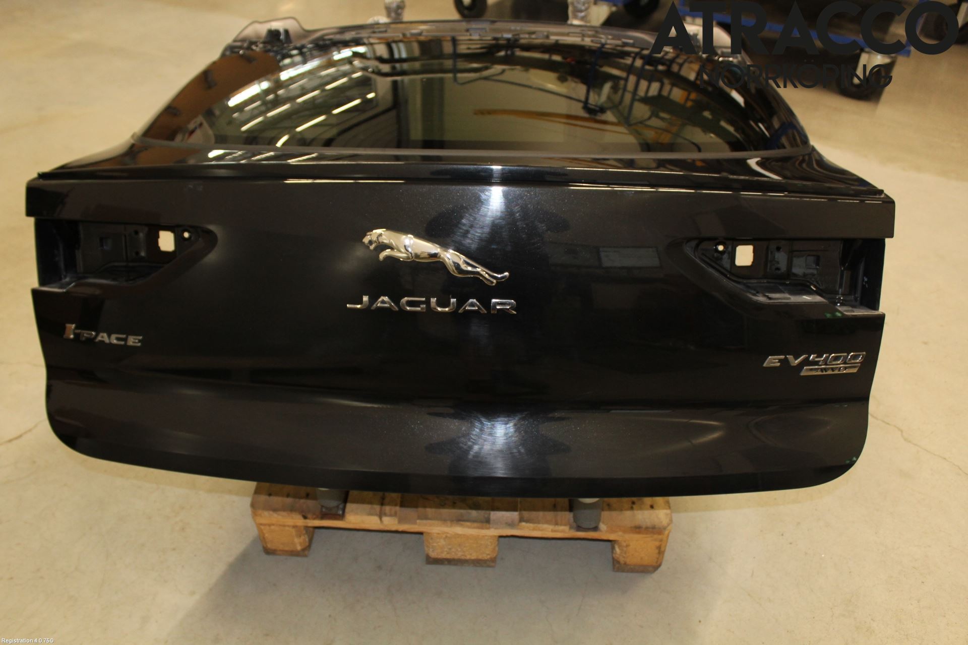 Jaguar I-PACE 18- Baklucka Cc-Kombi-Sedan