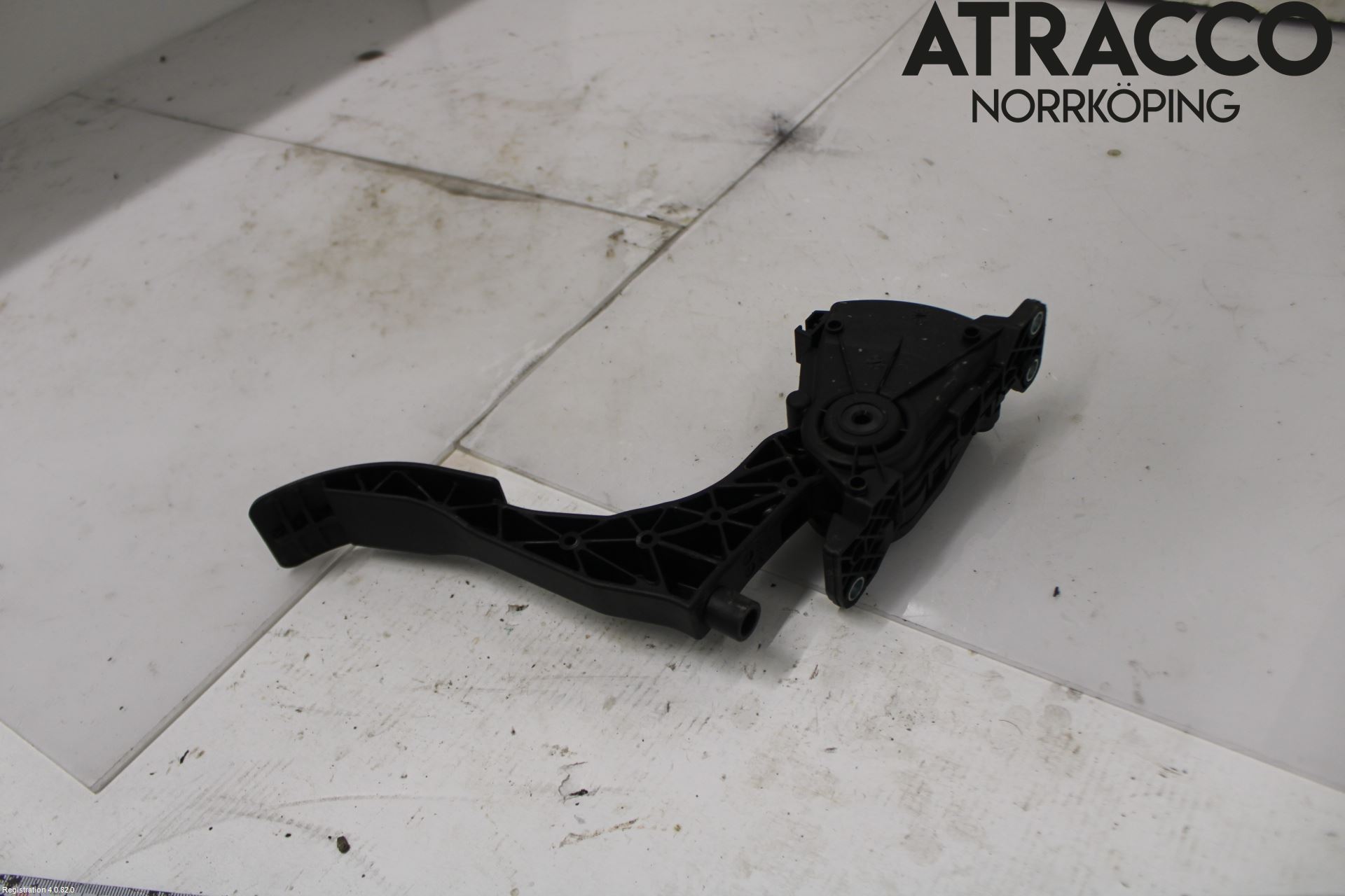 Volkswagen VW POLO 10-17 Gaspedal