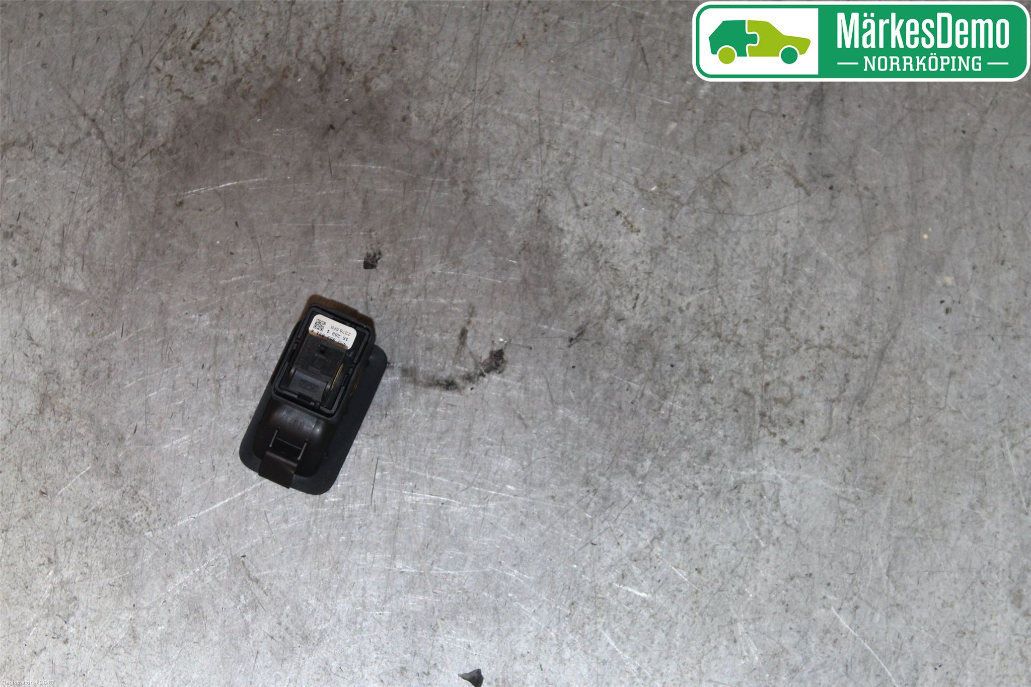 Audi A4/S4 B9 16-19 Strömställare Baklucka