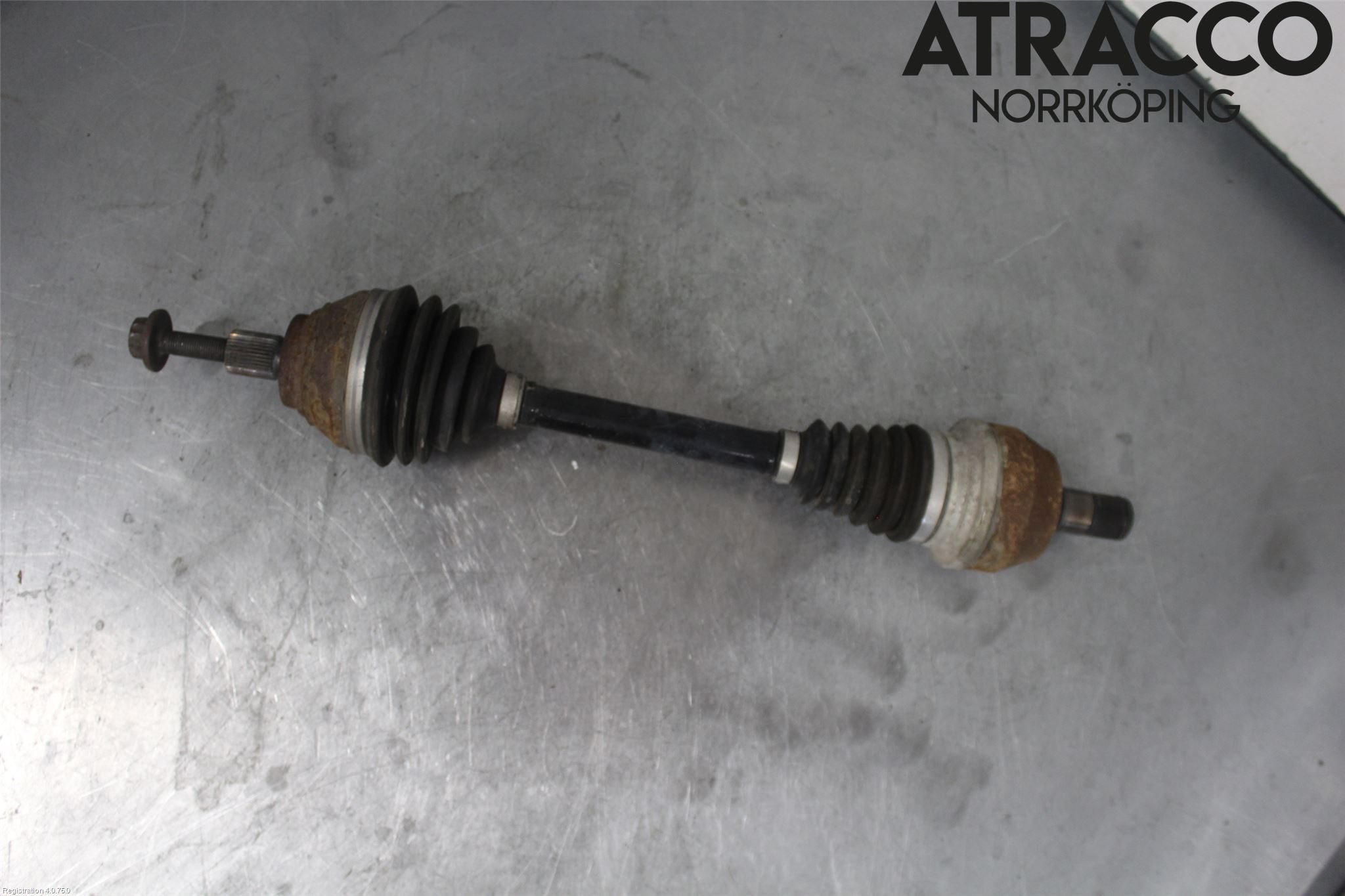 Volkswagen VW ARTEON 17- Drivaxel Fram Vänster