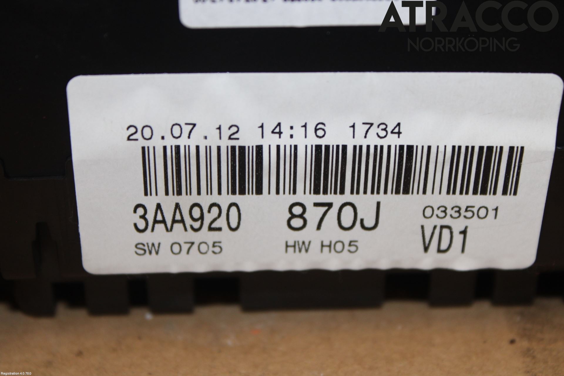 Volkswagen VW PASSAT 11-14 Instrument Komb