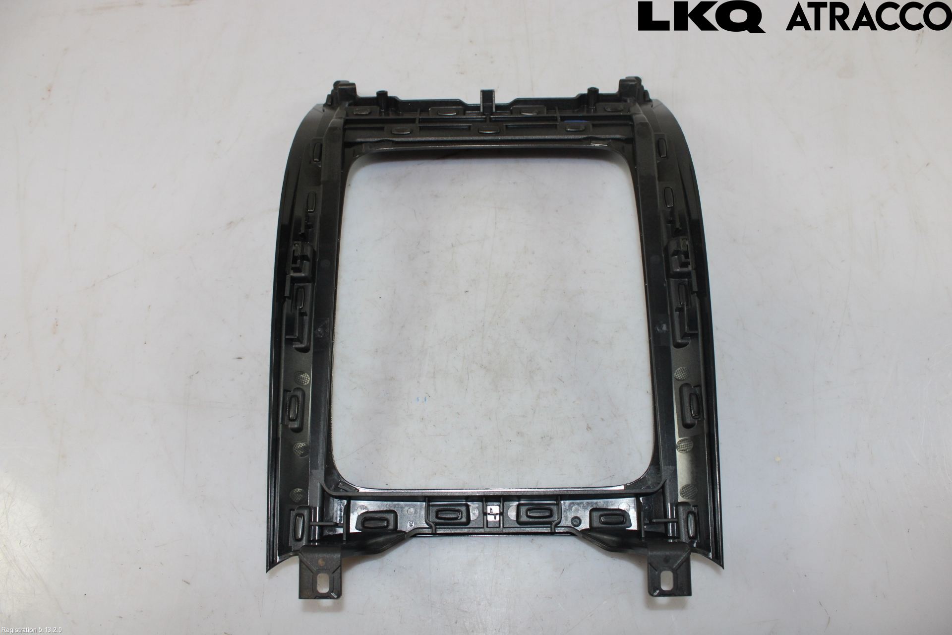 Mercedes-Benz MB EQE (V295) 22- Instrument-Radio Sarg