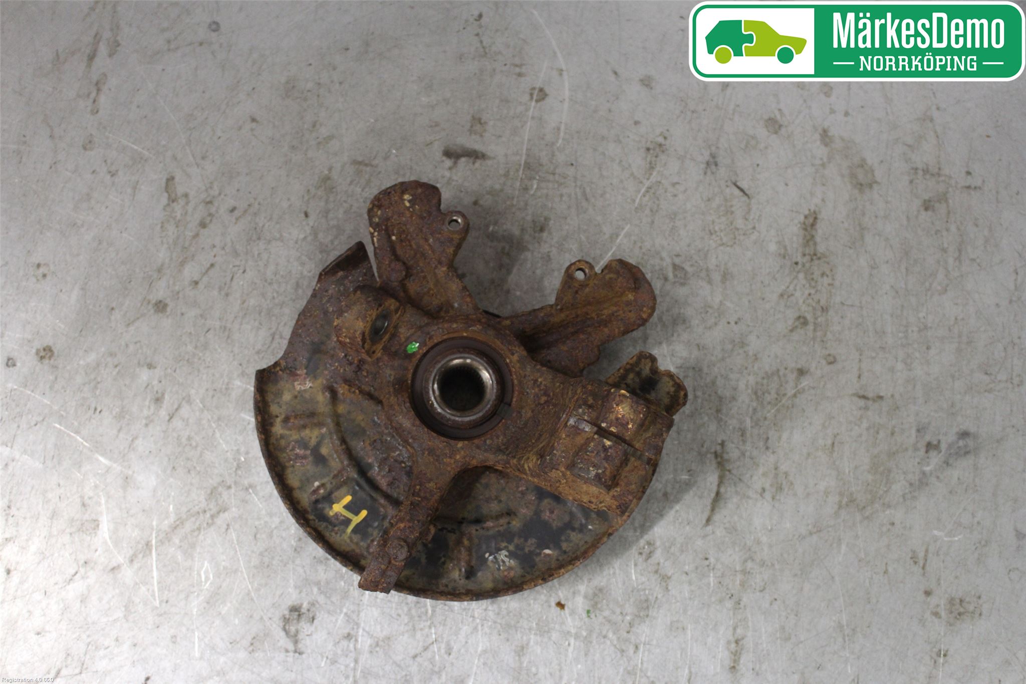 Volkswagen VW POLO 10-17 Styrspindel Lagerhus Hö