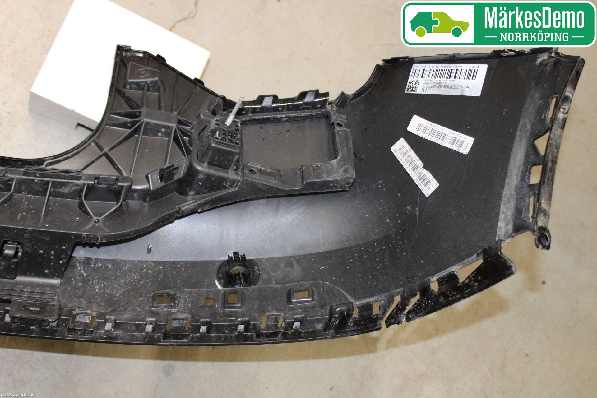 Audi Q2/SQ2 17- Stötfångarbeklädnad Bak