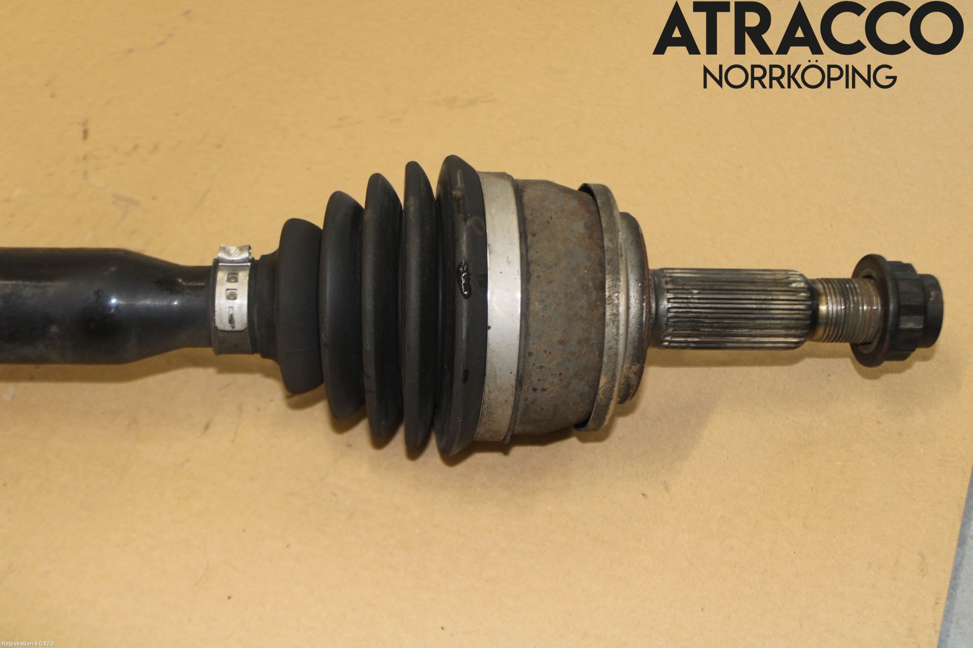 Toyota COROLLA 19- Drivaxel Fram Höger