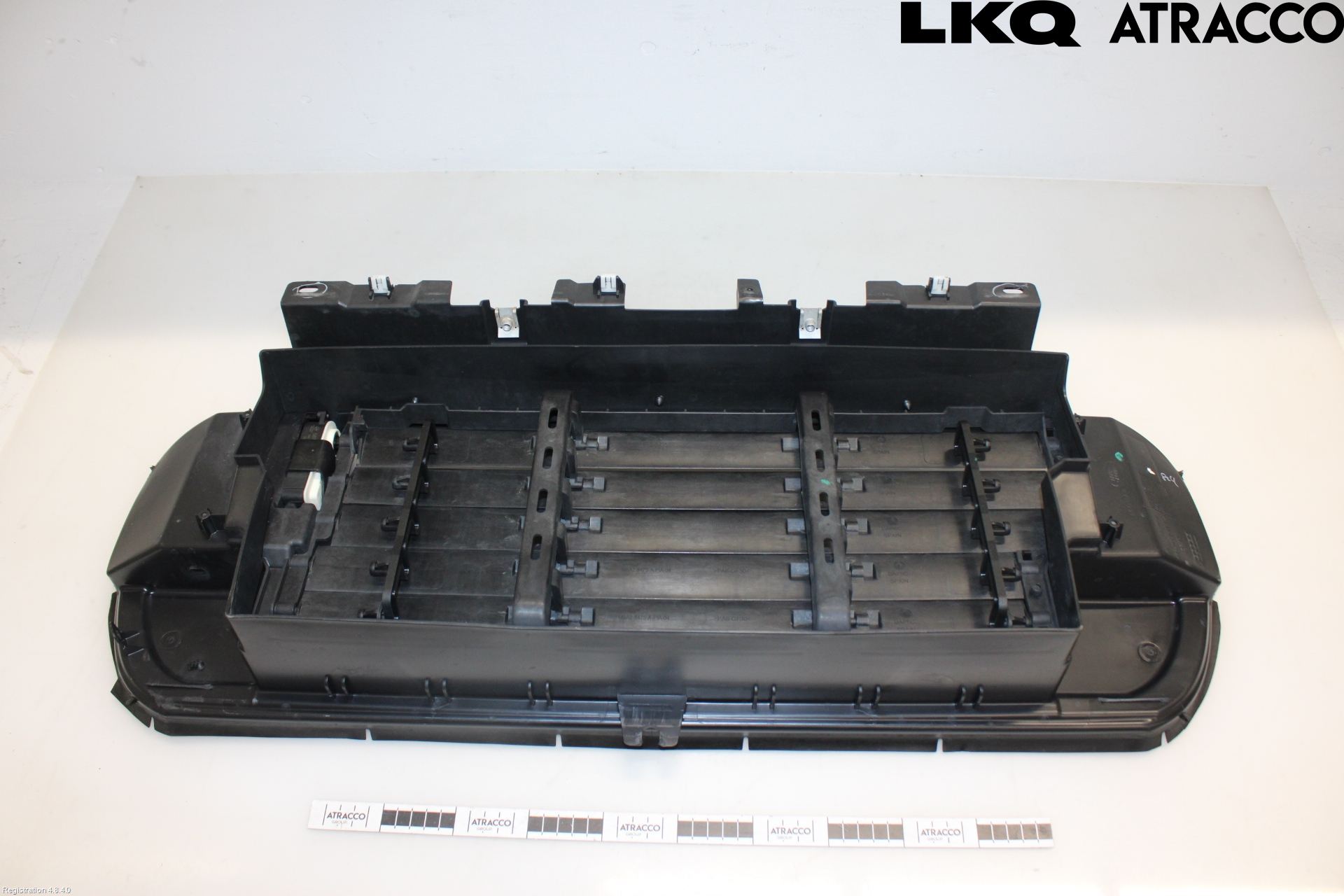 Jaguar F-PACE Deflektor Plåt-Plast Kylning